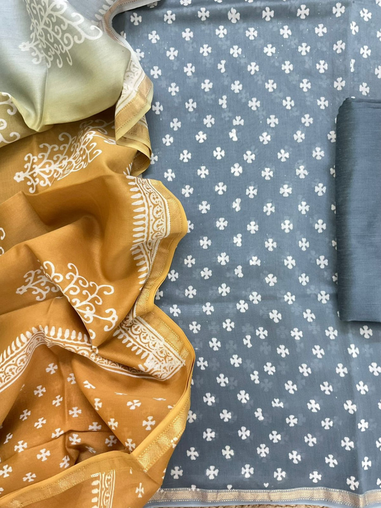 Image of Pure Maheshwari Silk Printed Suit - Grey