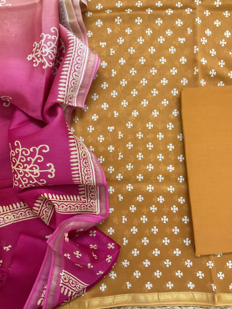 Image of Pure Maheshwari Silk Printed Suit - Mustard