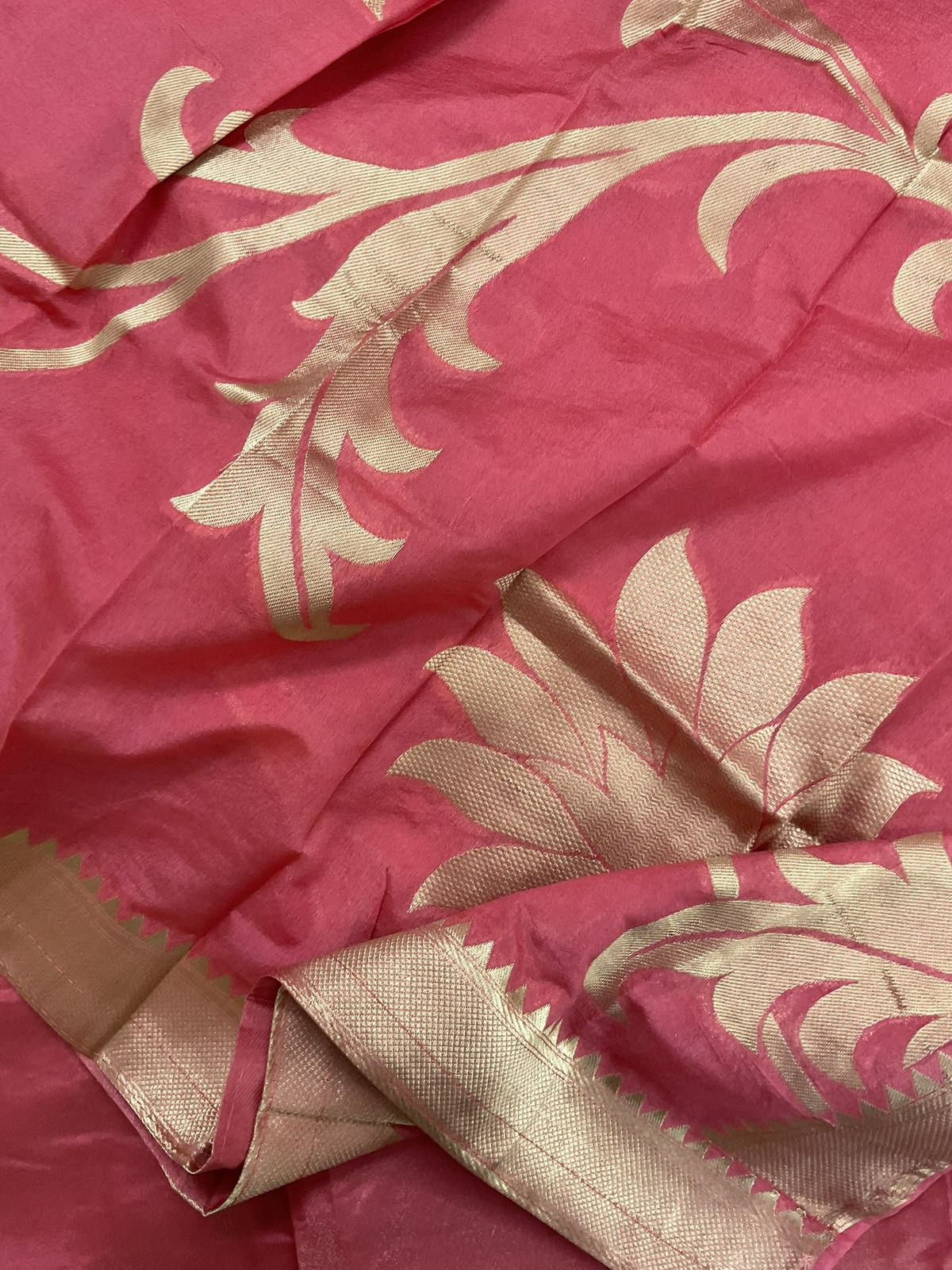 Soft Tissue Shimmer Silk Banarasi Weaved Embroidered Suit - Peach