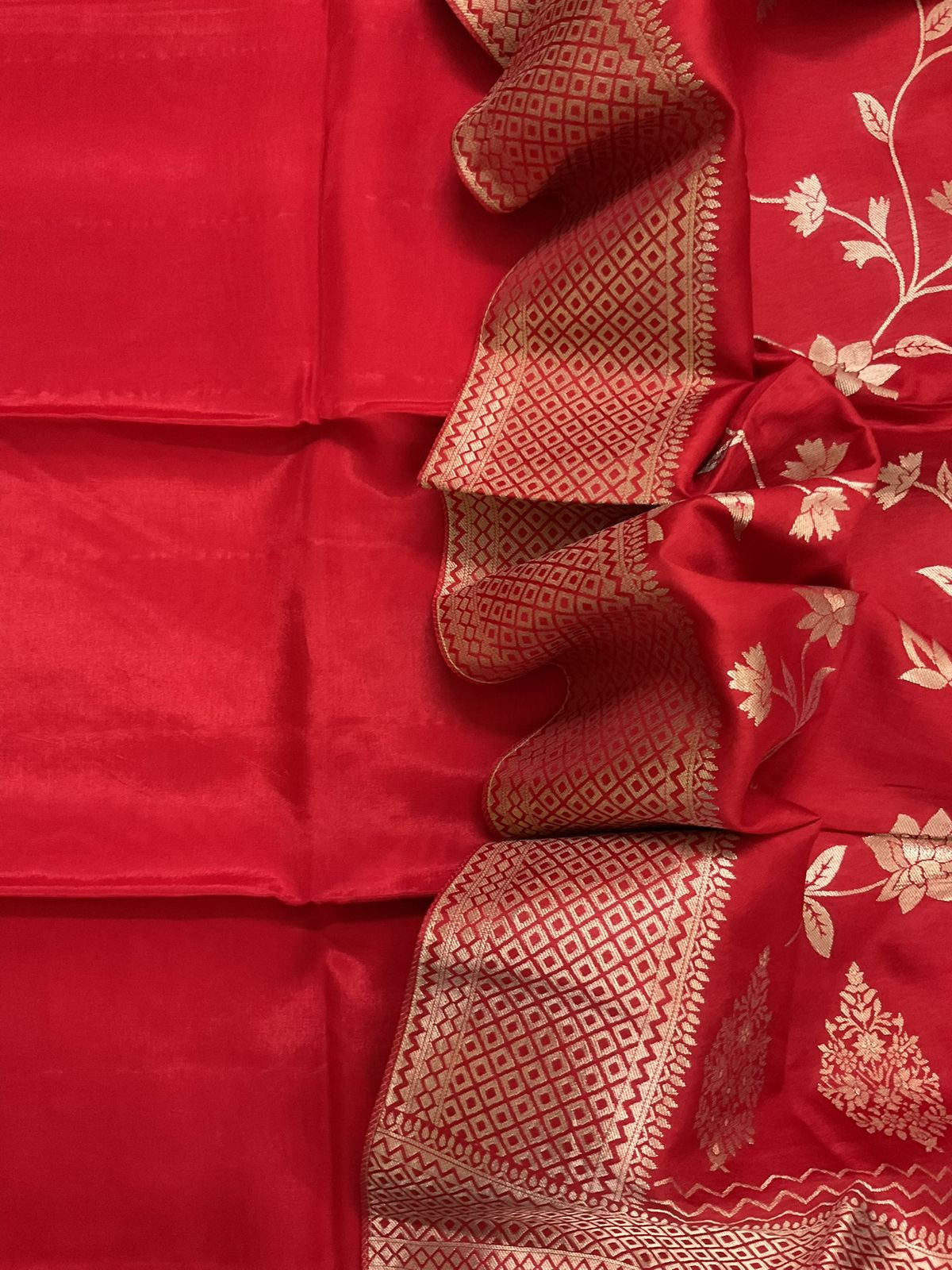 Soft Dola Silk Banarasi Weaved Suit - Red