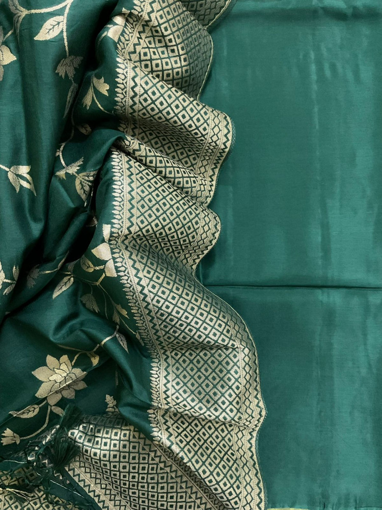 Image of Soft Dola Silk Banarasi Weaved Suit - Green