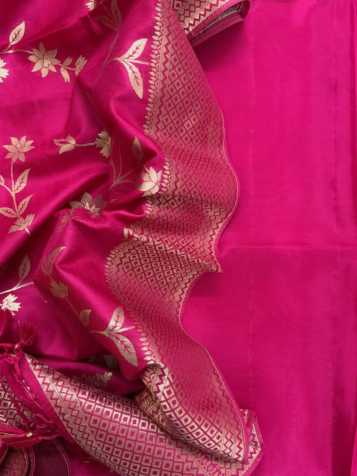 Soft Dola Silk Banarasi Weaved Suit - Pink