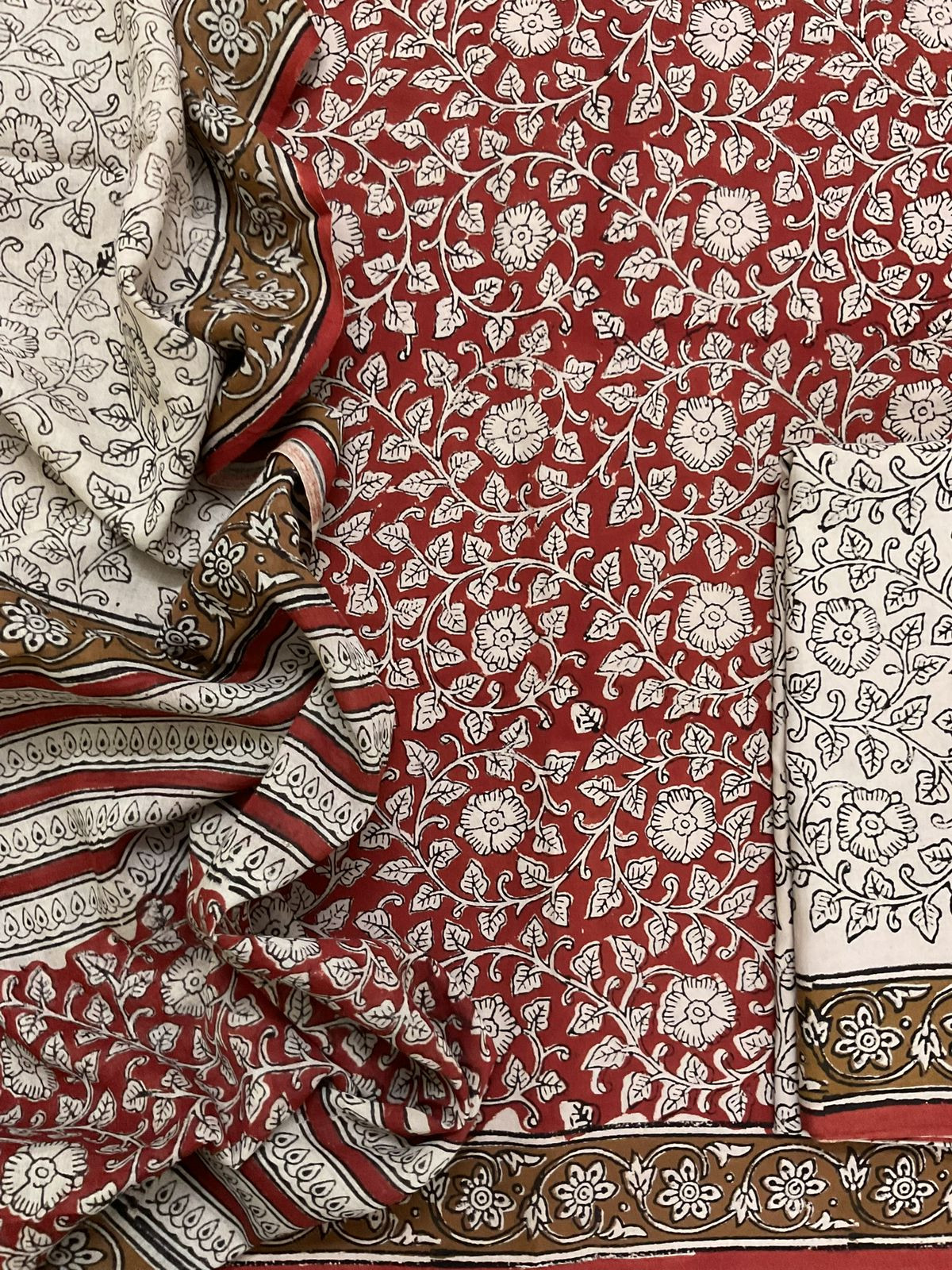 Pure Mul Cotton Printed Suit - Maroon