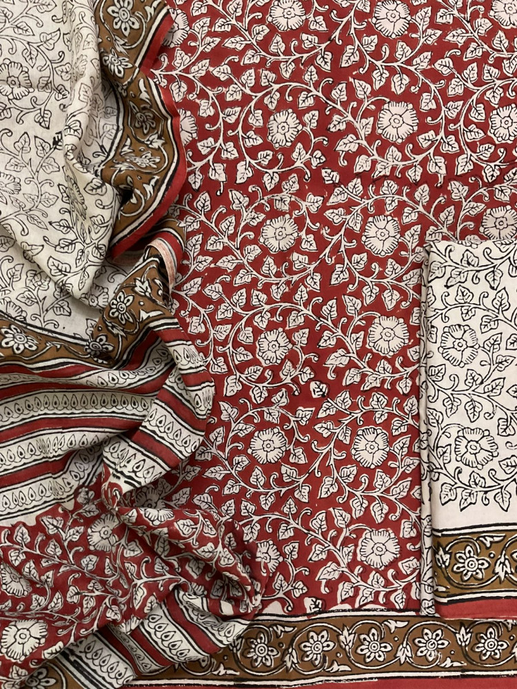 Image of Pure Mul Cotton Printed Suit - Maroon