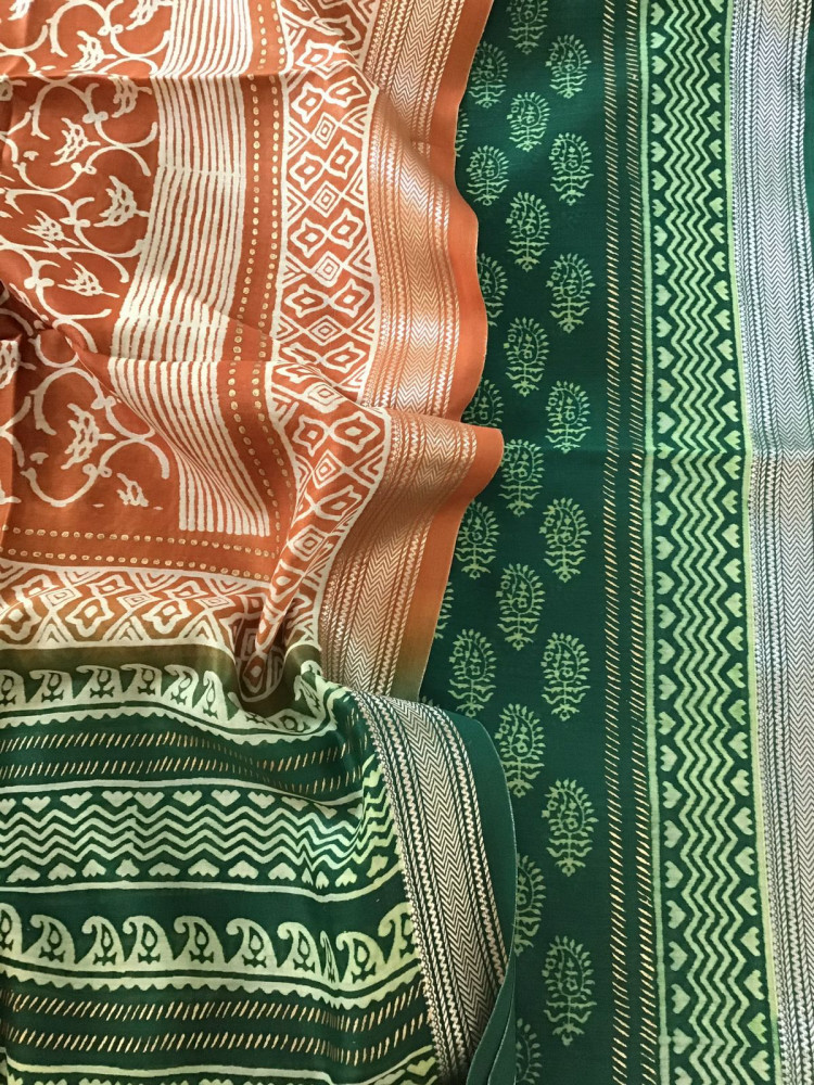 Image of Pure Maheshwari Silk Printed Suit - Green