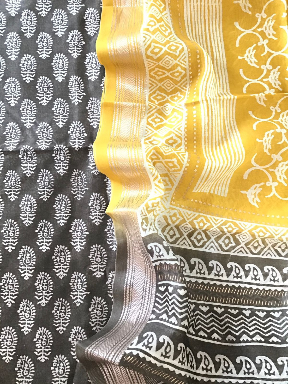 Pure Maheshwari Silk Printed Suit - Grey