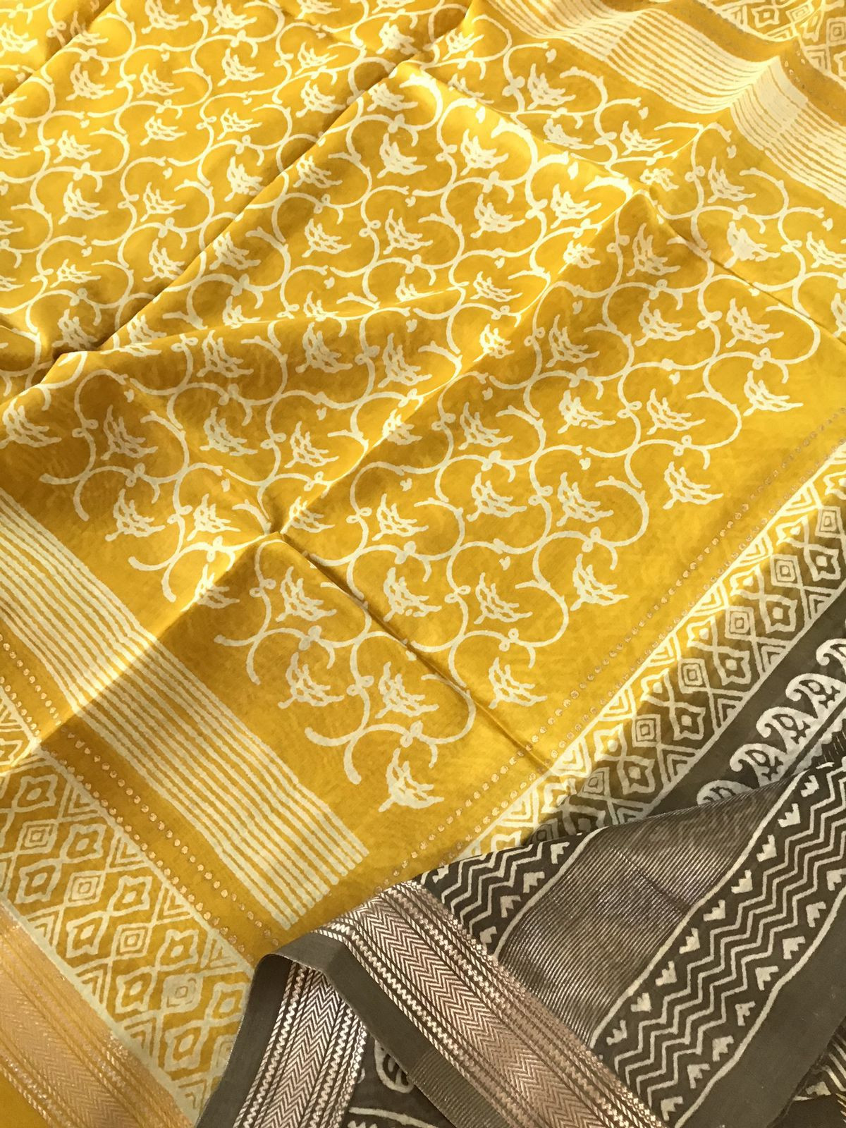 Pure Maheshwari Silk Printed Suit - Grey