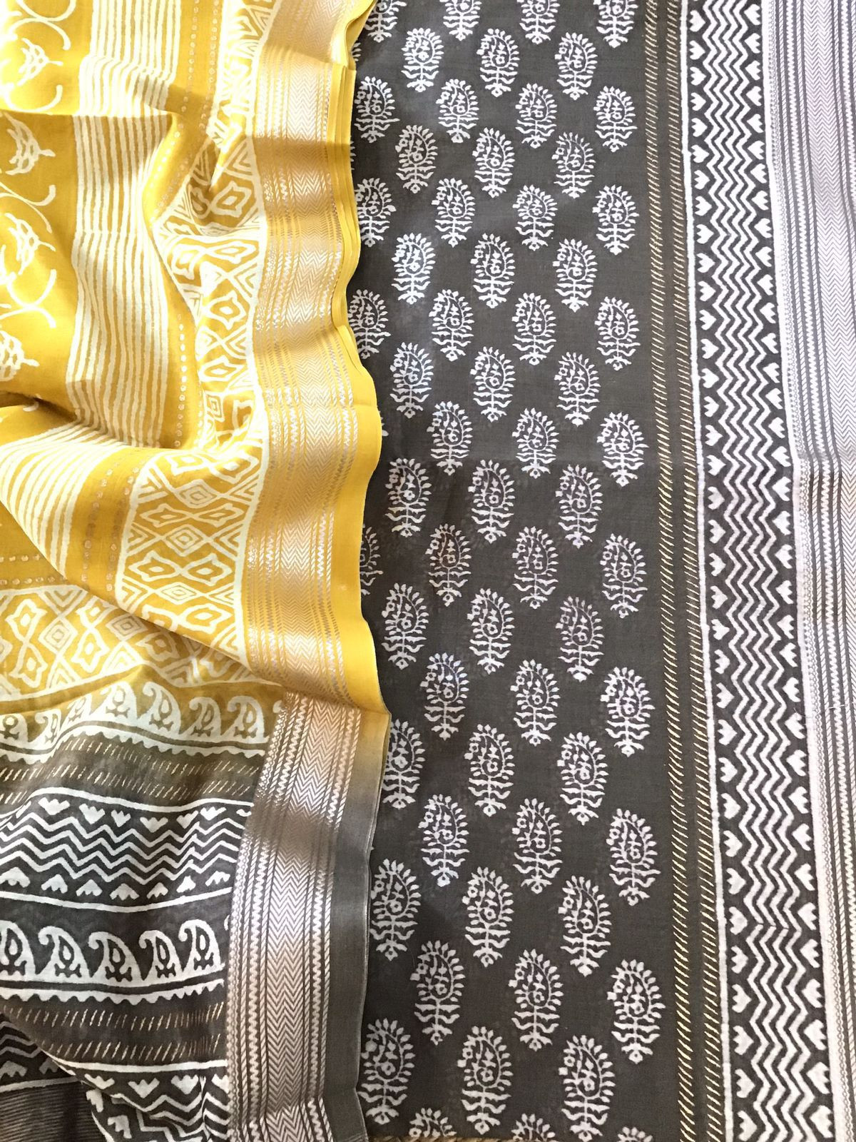 Pure Maheshwari Silk Printed Suit - Grey