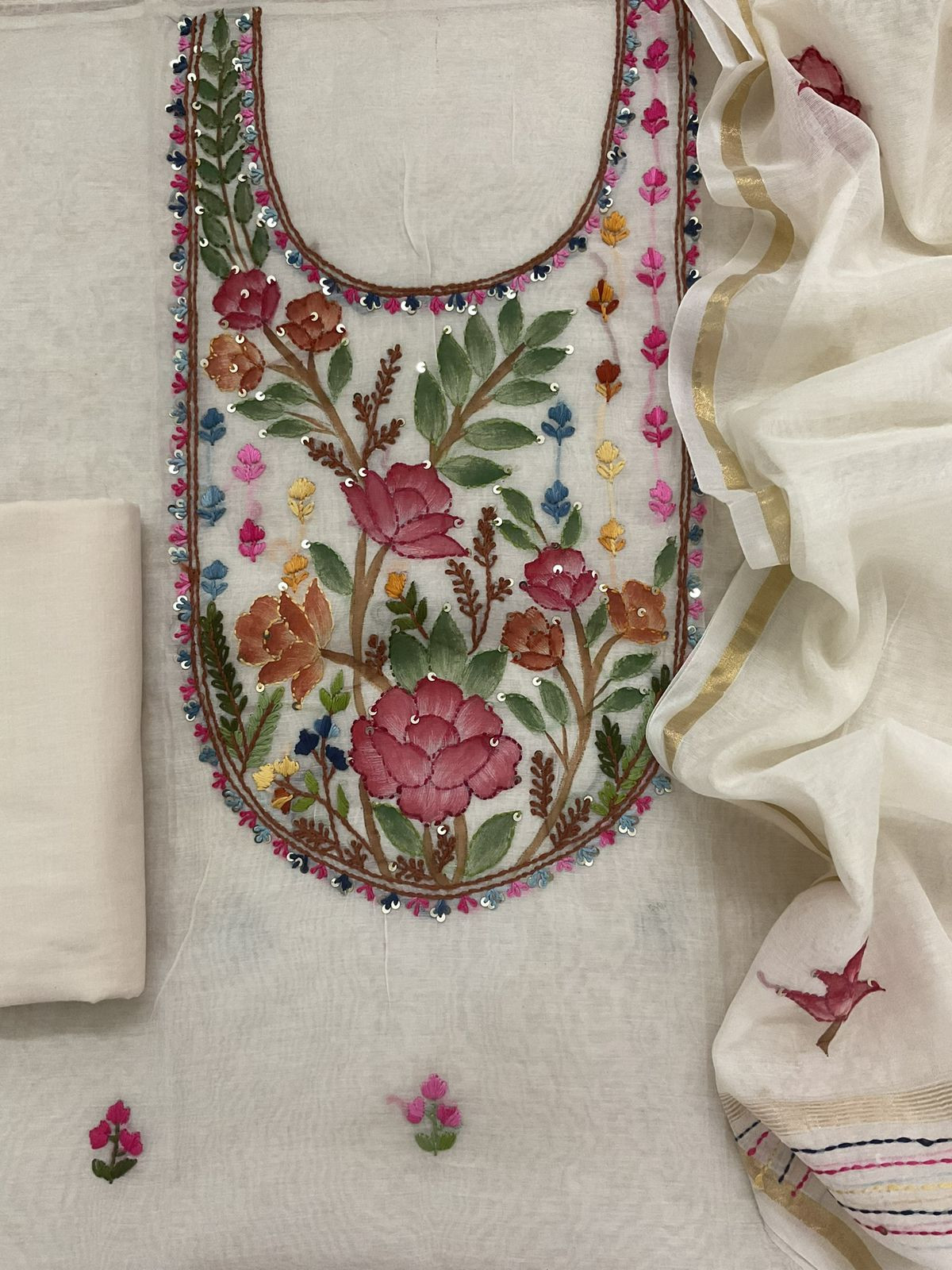 Soft Chanderi Brush Painted Embroidered Suit - Off White
