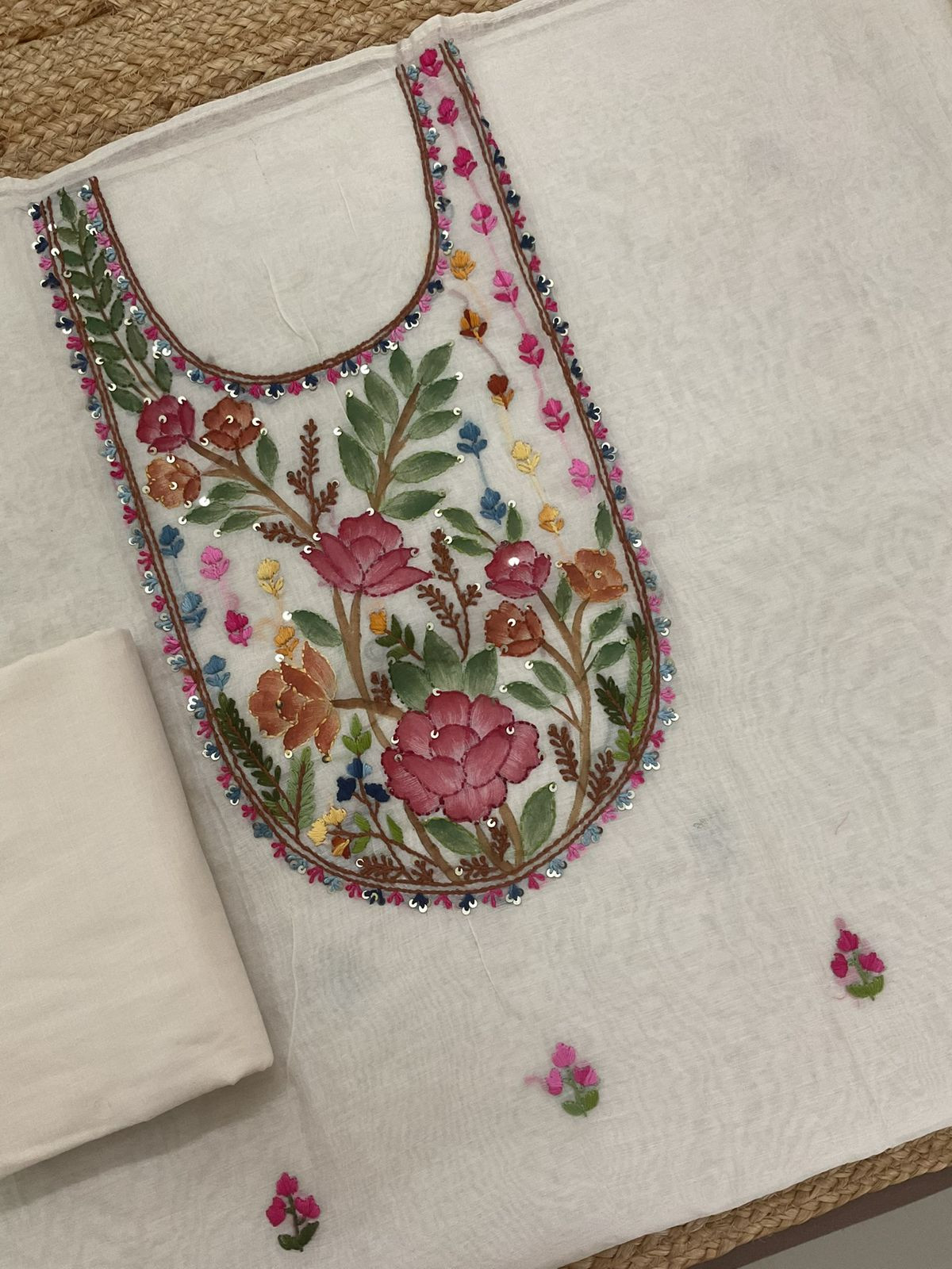 Soft Chanderi Brush Painted Embroidered Suit - Off White