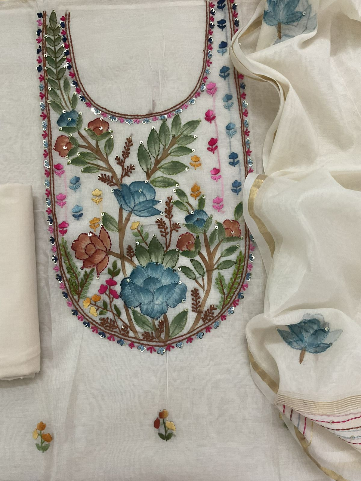 Soft Chanderi Brush Painted Embroidered Suit - Off White
