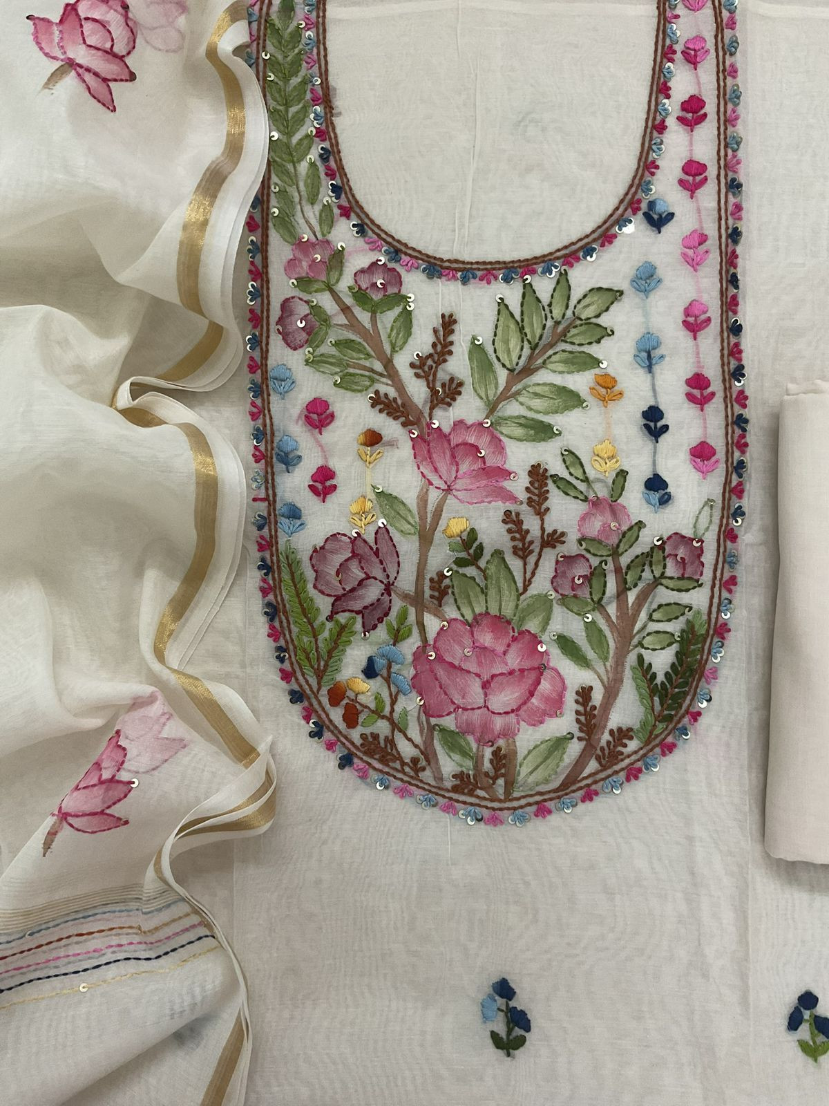 Soft Chanderi Brush Painted Embroidered Suit - Off White