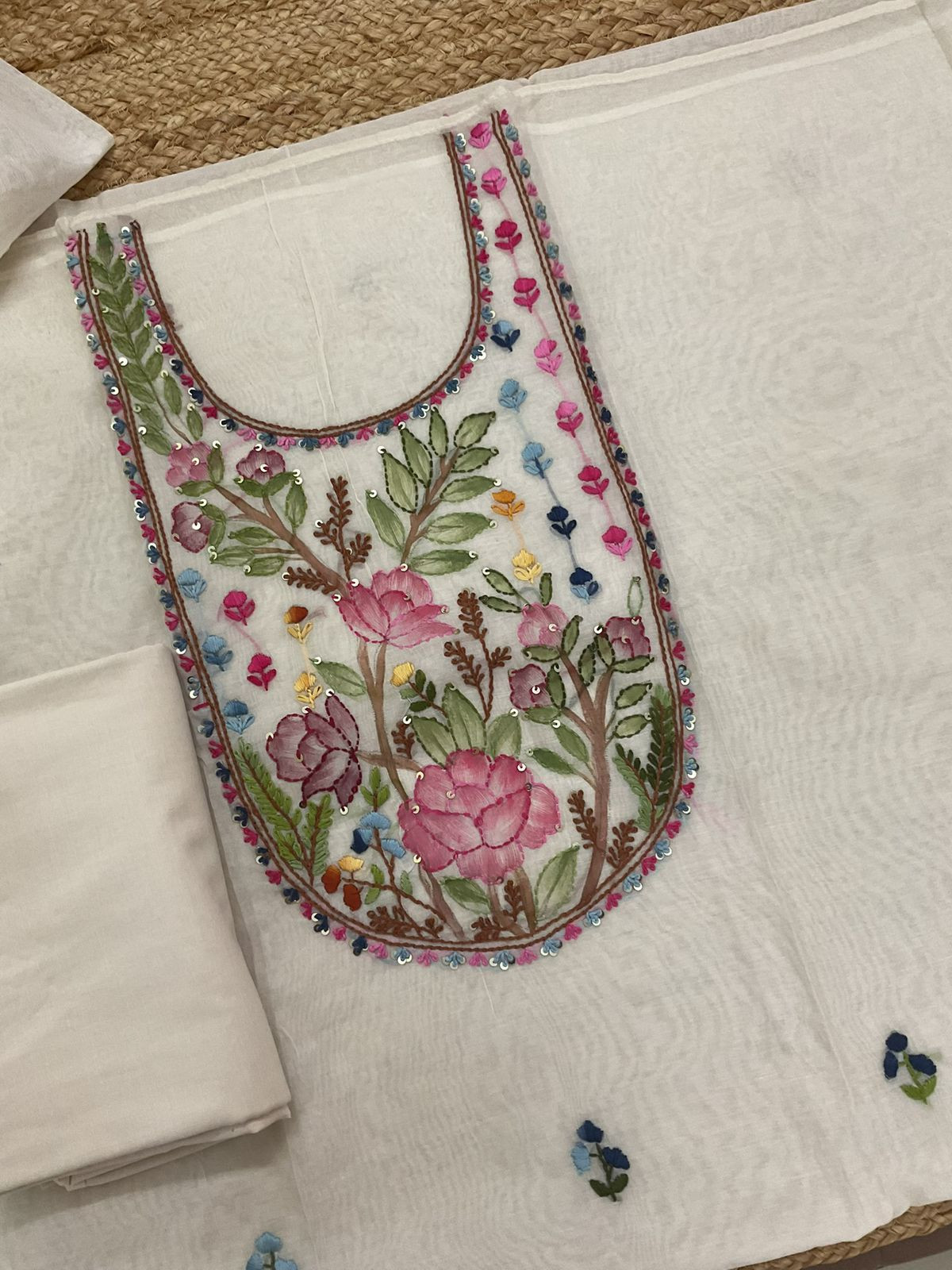 Soft Chanderi Brush Painted Embroidered Suit - Off White
