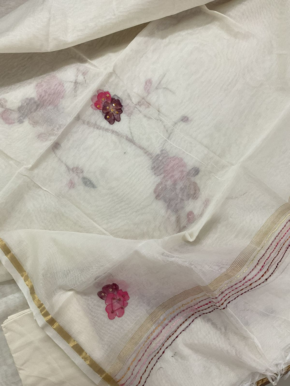 Soft Chanderi Brush Painted Embroidered Suit - Off White