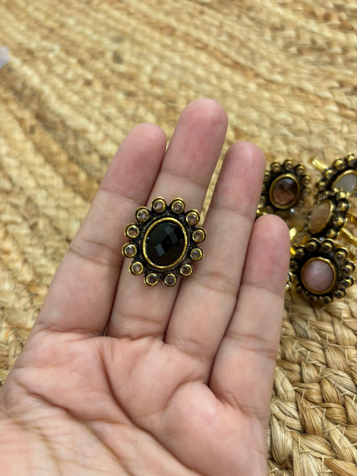 Metallic Oxidised Adjustable Gold Finger Ring - Black