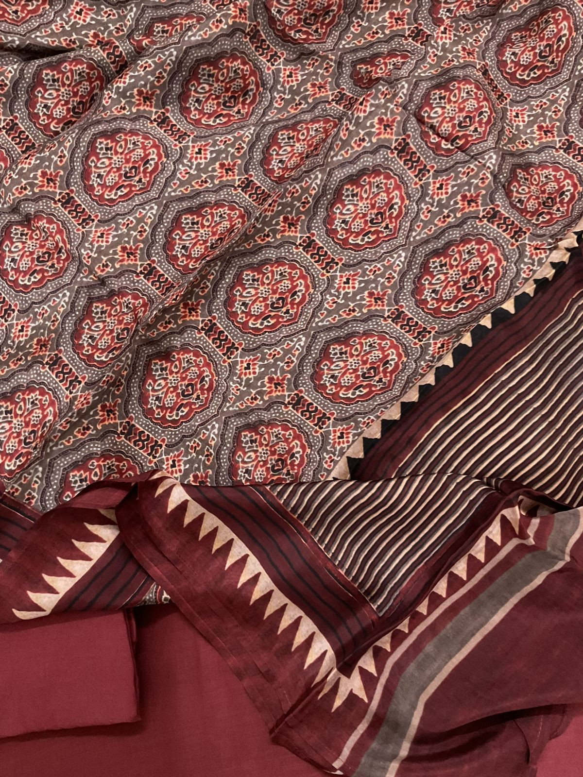 Pure Maheshwari Silk Printed Suit - Maroon