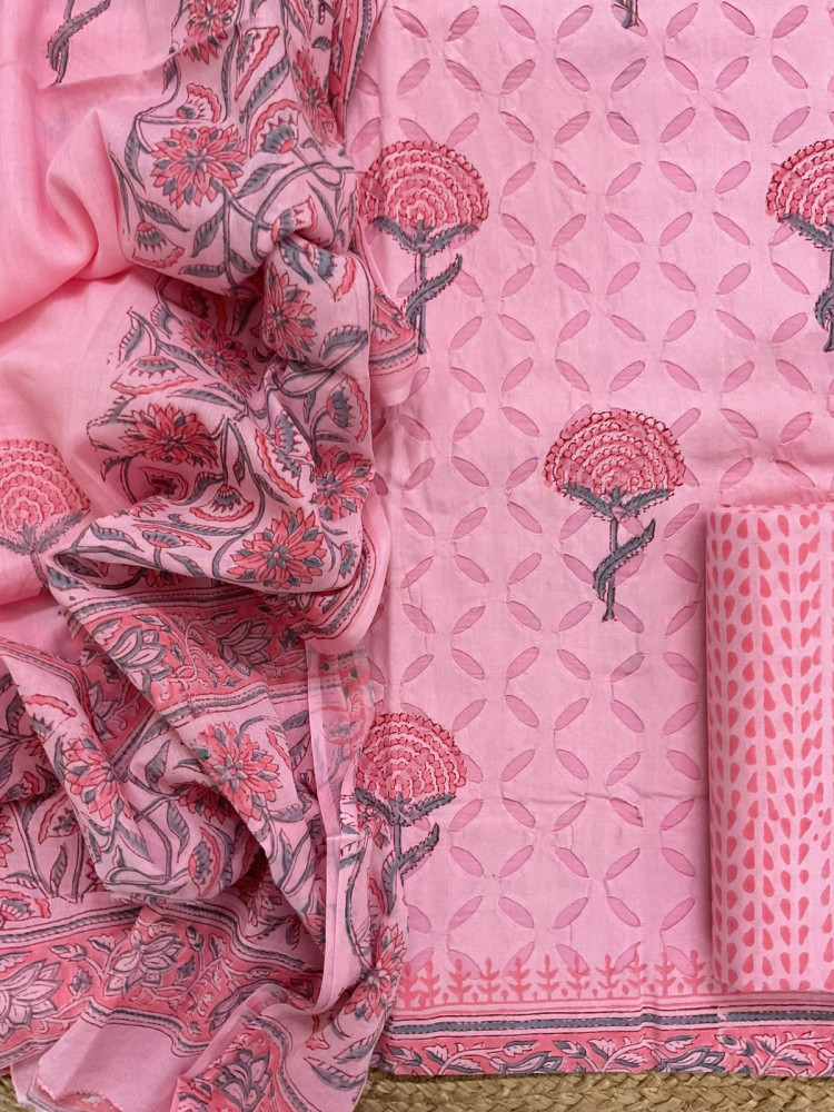 Image of Pure Cotton Printed Applique Work Suit - Pink