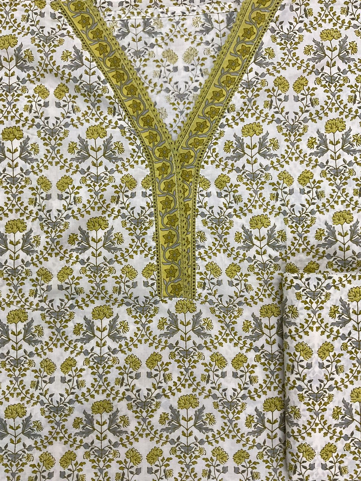 Pure Cotton Printed Embroidered Suit - Green