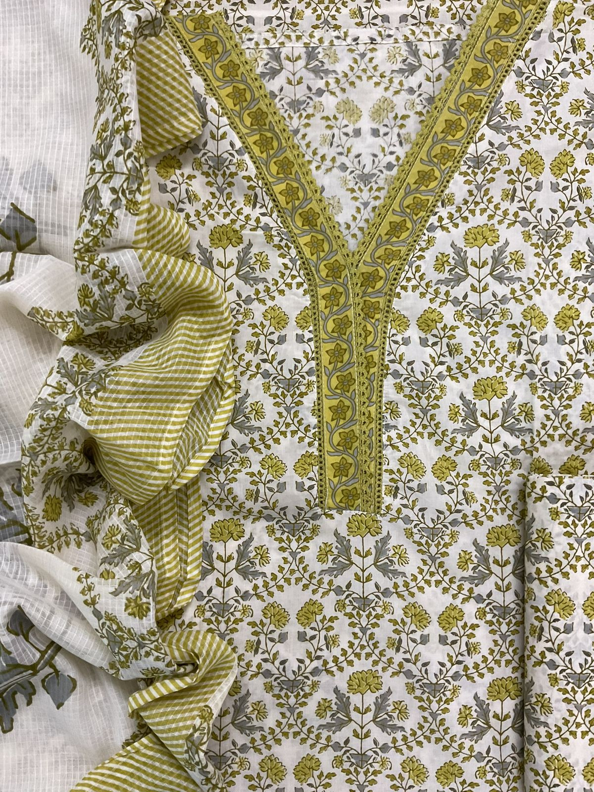 Pure Cotton Printed Embroidered Suit - Green