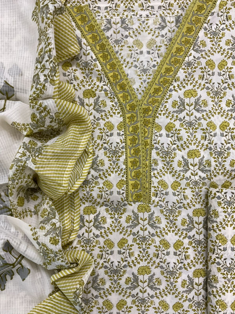 Image of Pure Cotton Printed Embroidered Suit - Green