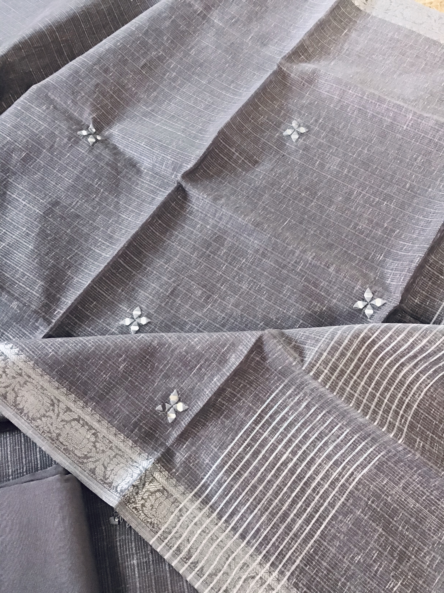 Fine Tissue Slub Cotton Embroidered Suit - Lilac