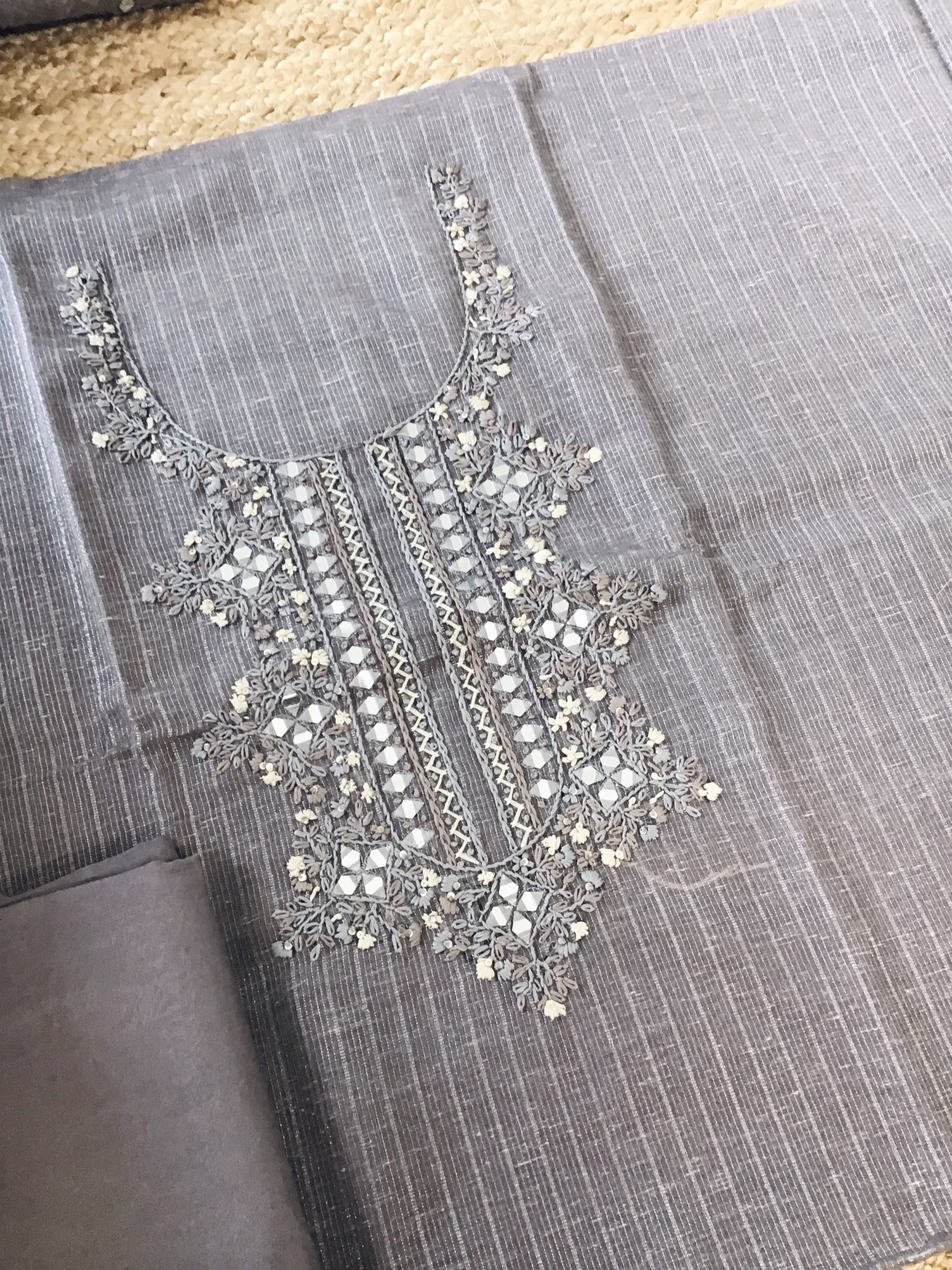 Fine Tissue Slub Cotton Embroidered Suit - Lilac