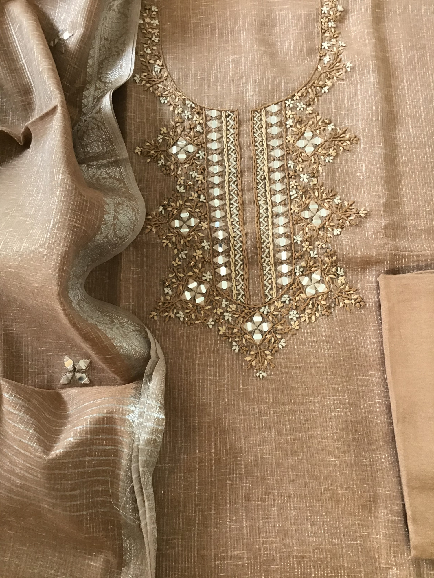 Fine Tissue Slub Cotton Embroidered Suit - Brown