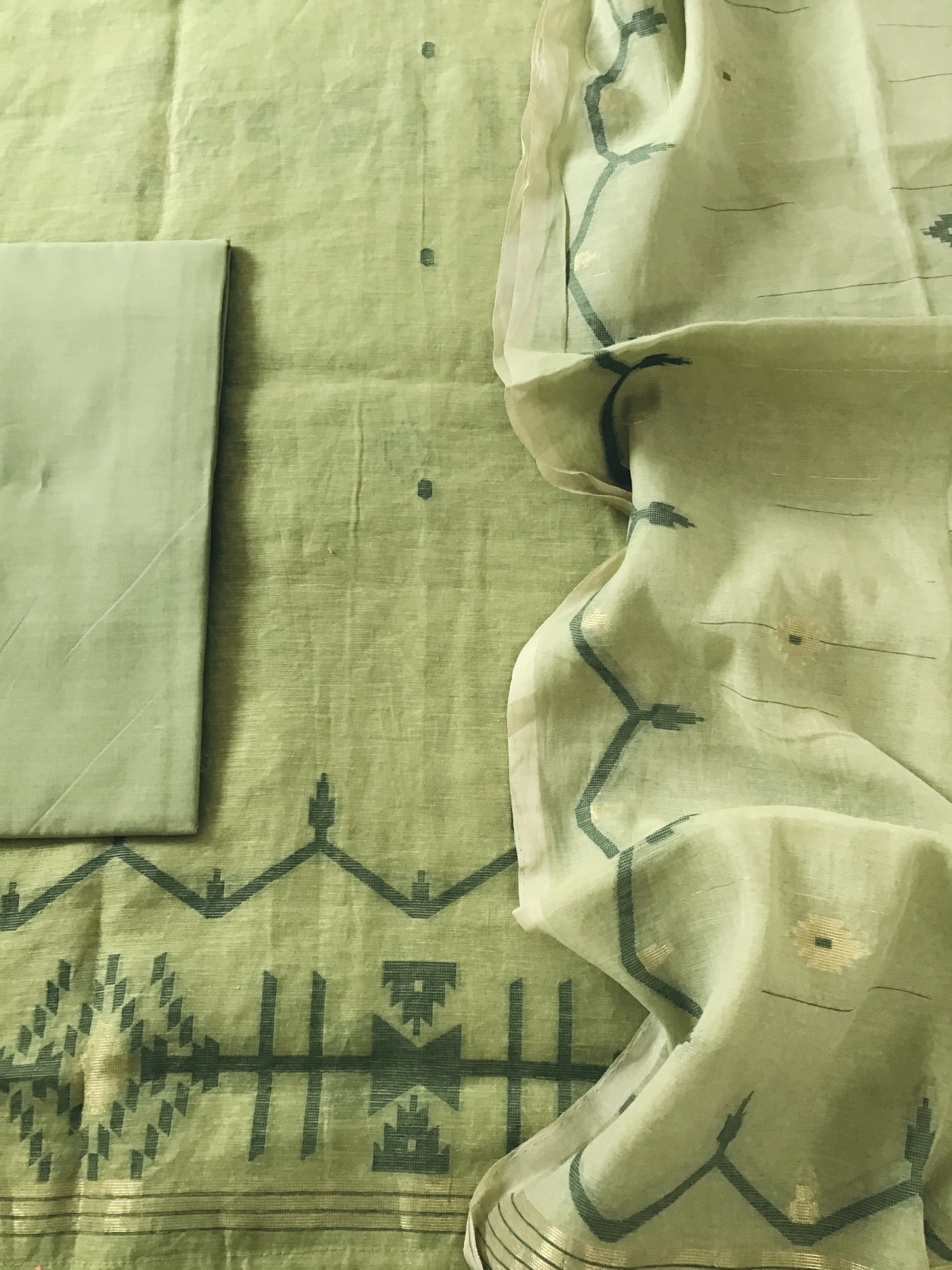 Soft Slub Chanderi Jamdani Weaved Embroidered Suit - Green