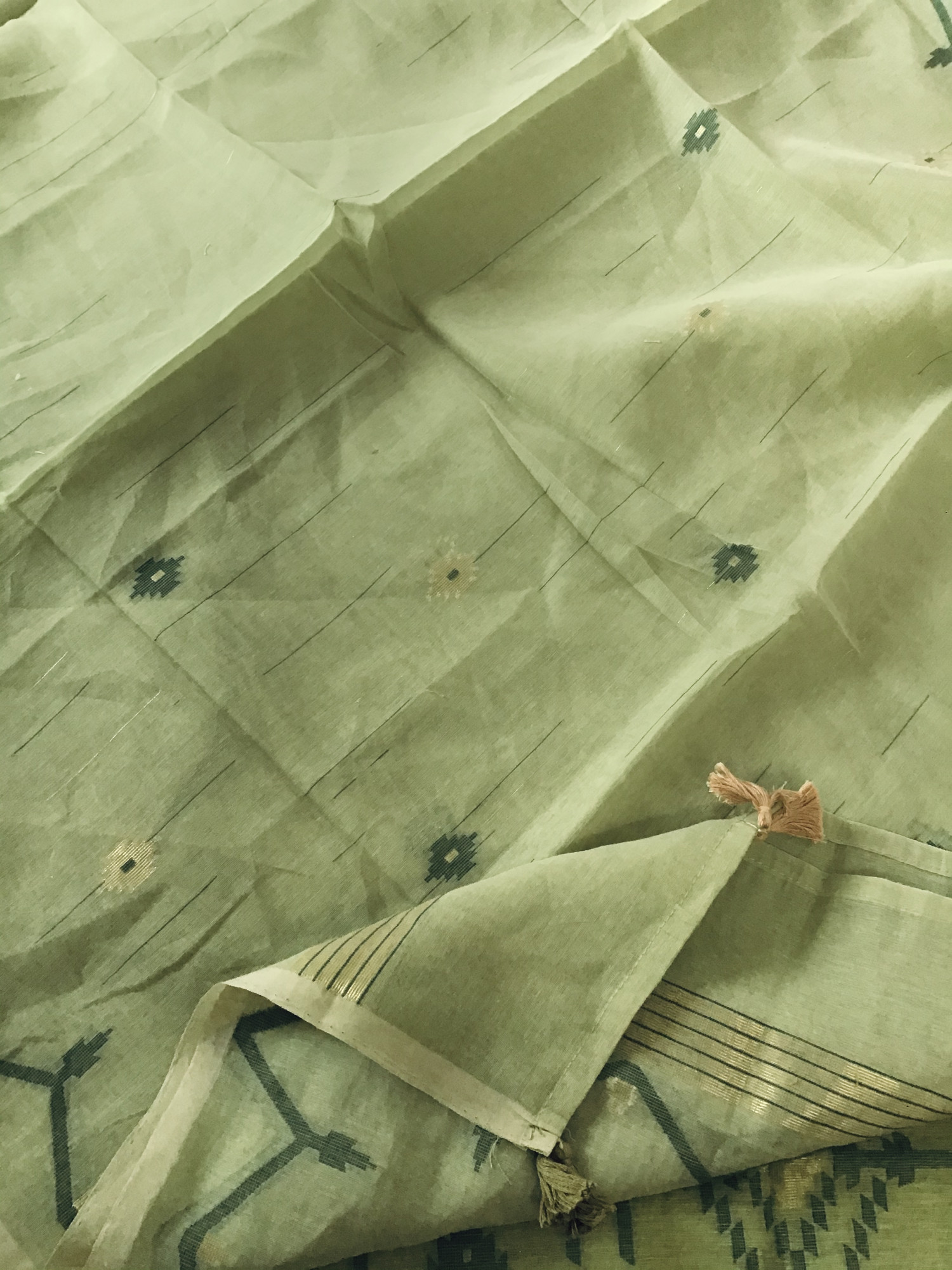 Soft Slub Chanderi Jamdani Weaved Embroidered Suit - Green