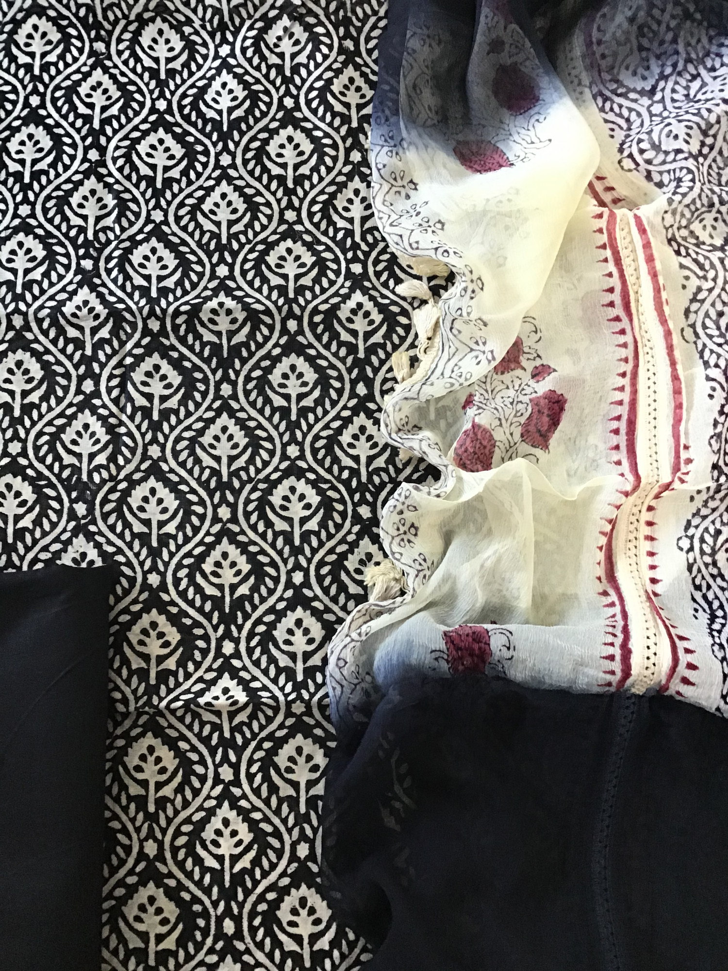 Pure Maheshwari Silk Printed Suit - Black