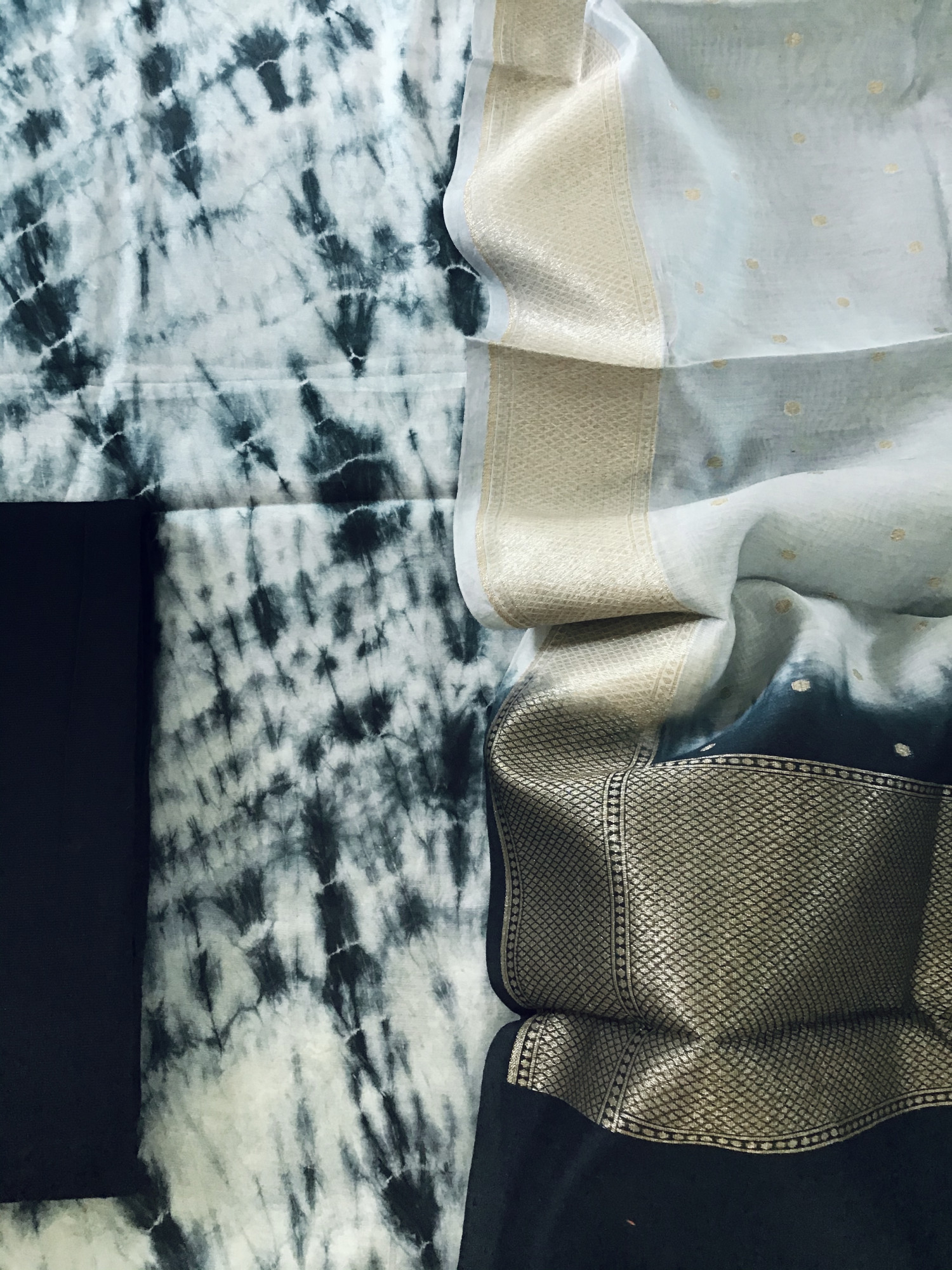 Pure Chanderi Shibori Printe Suit - Grey