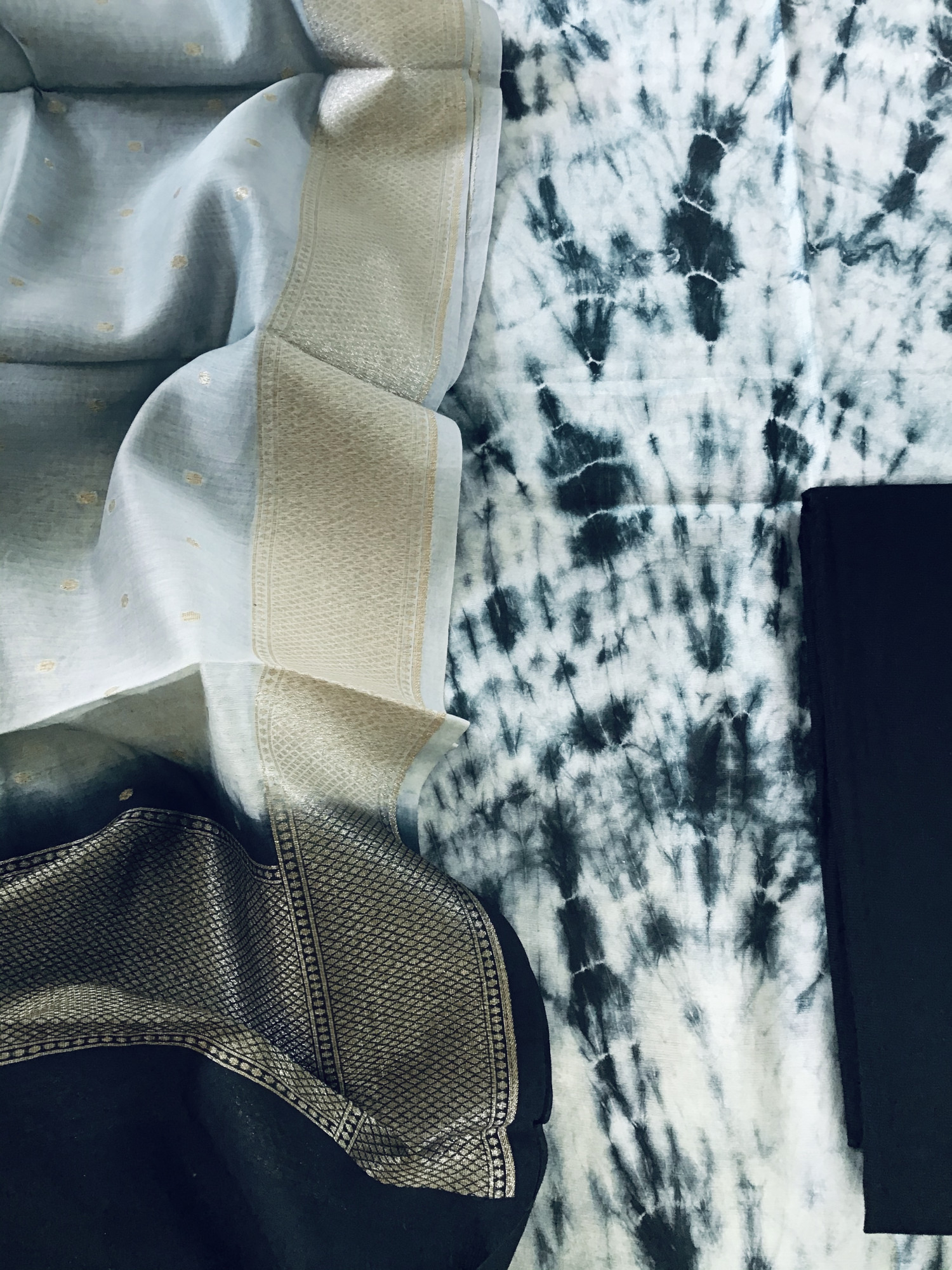 Pure Chanderi Shibori Printe Suit - Grey