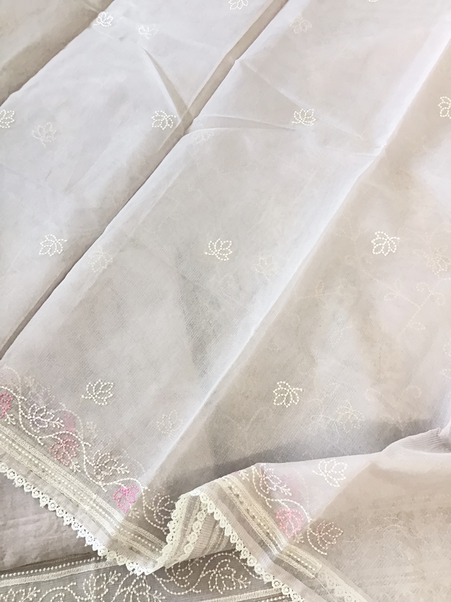 Soft Supernet Embroidered Suit - Lilac