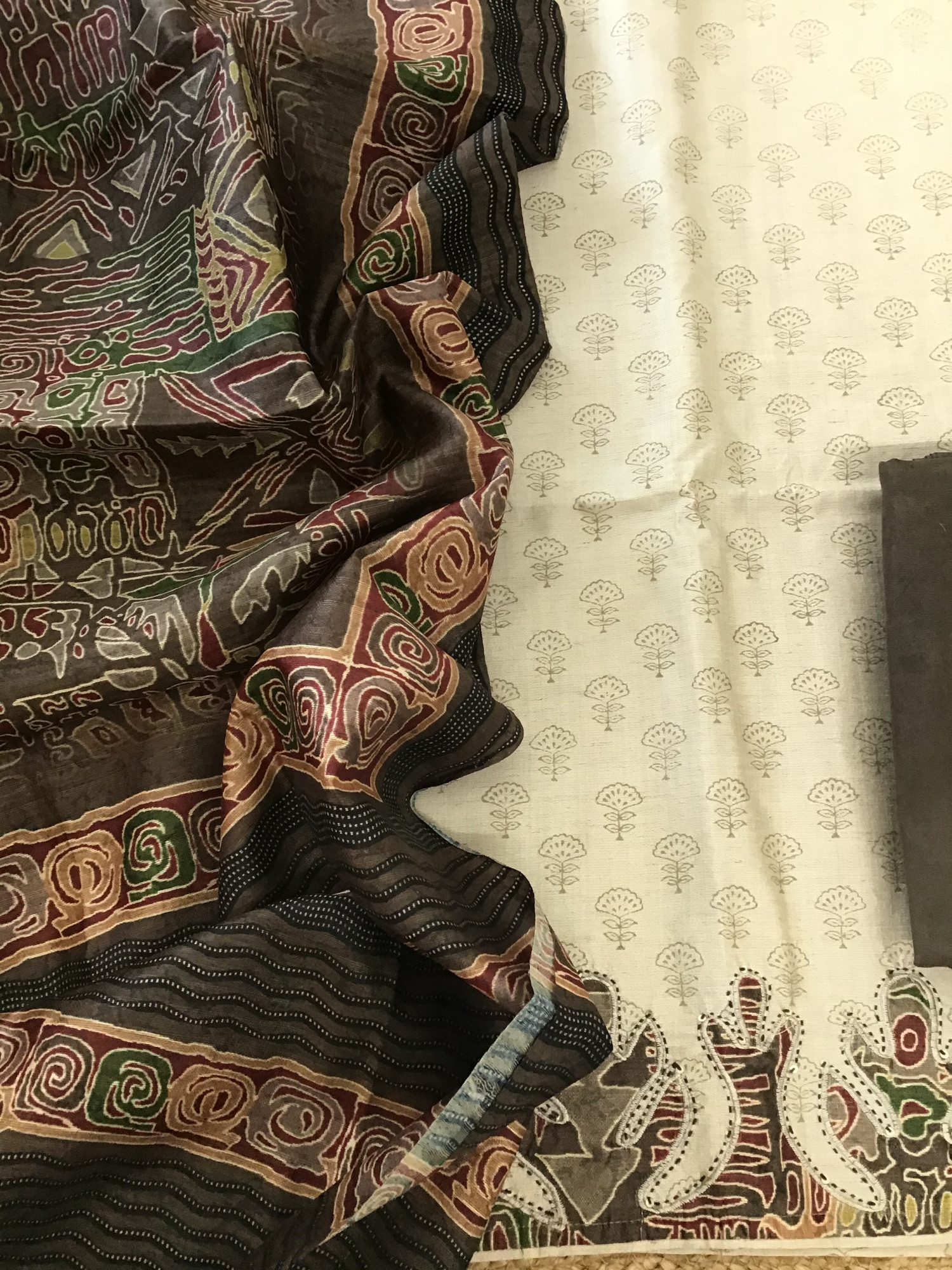 Pure Cotton Silk Printed Embroidered Suit - Offwhite