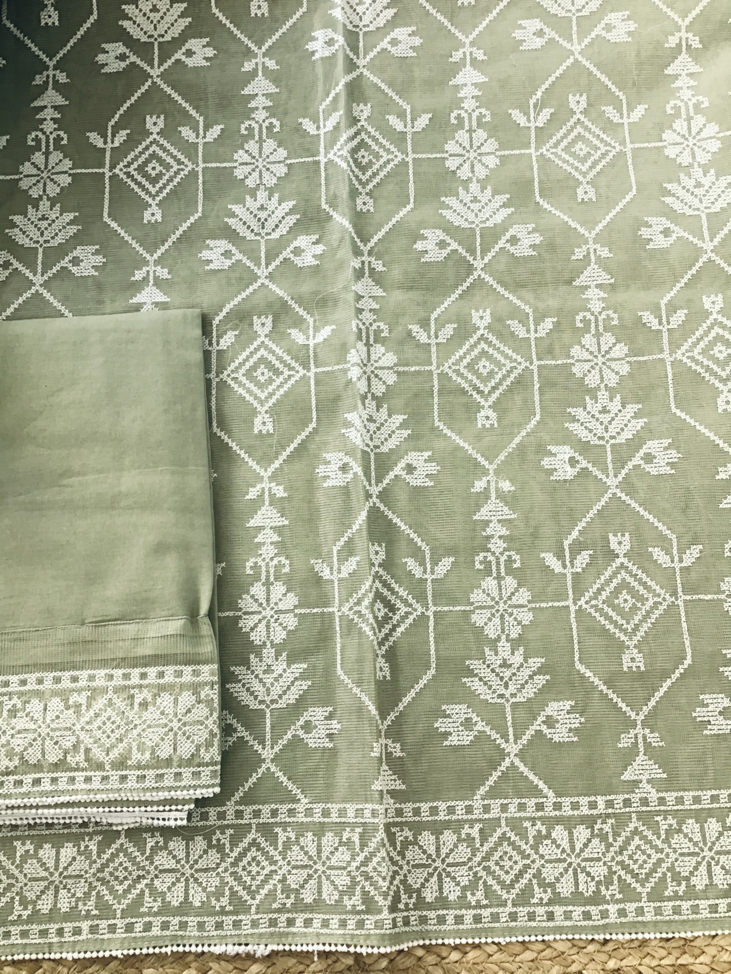 Soft Supernet Embroidered Suit - Green