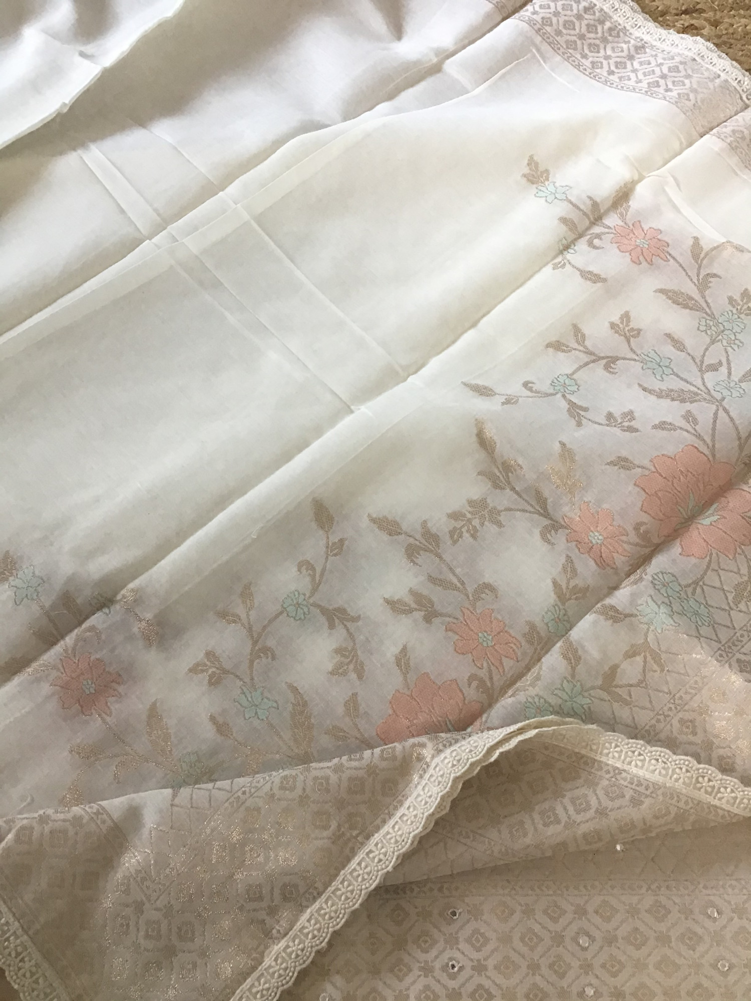 Pure Cotton Jamdani Weaved Embroidered Suit - OffWhite