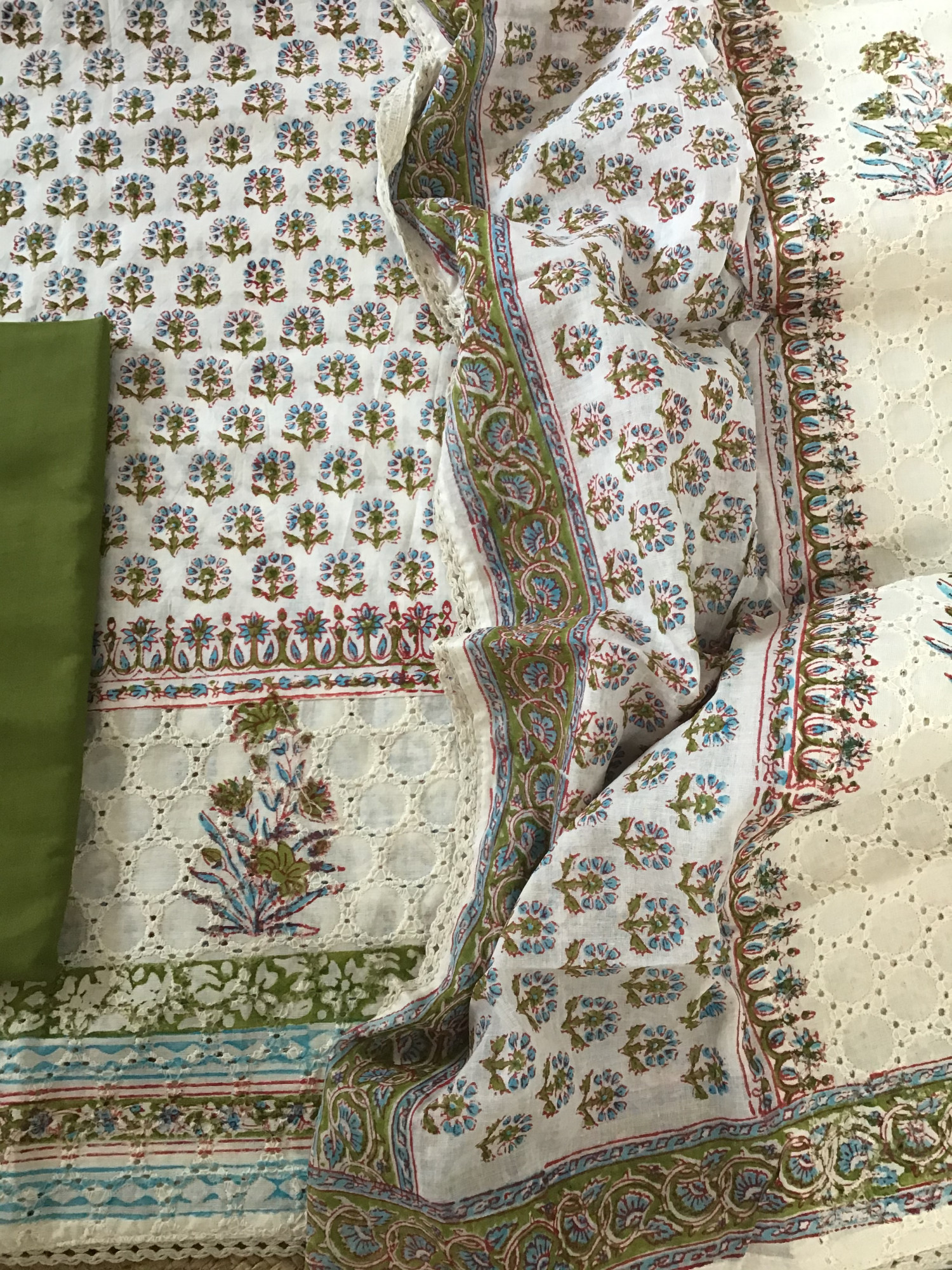 Pure Cotton Printed Embroidered Suit - OffwhiteGreen