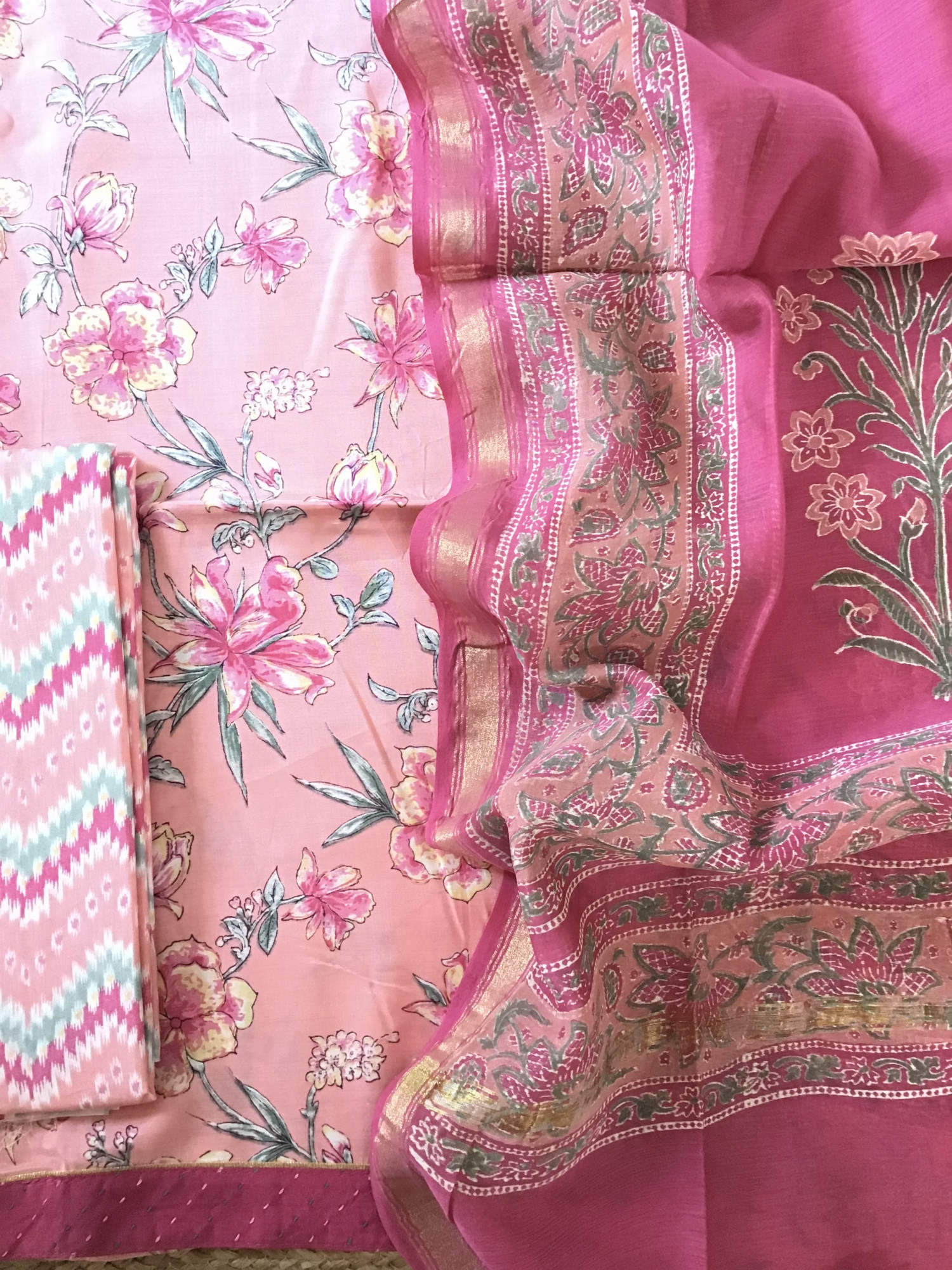 Pure Muslin Silk Printed Suit - Pink
