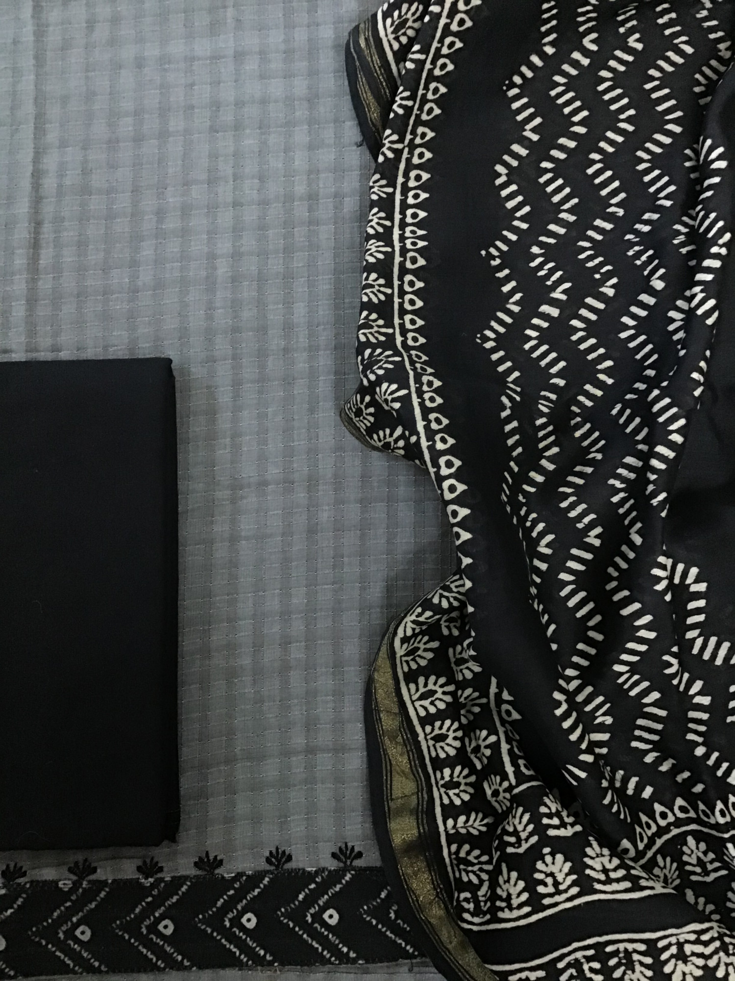 Pure Handloom Cotton Embroidered Suit - Grey