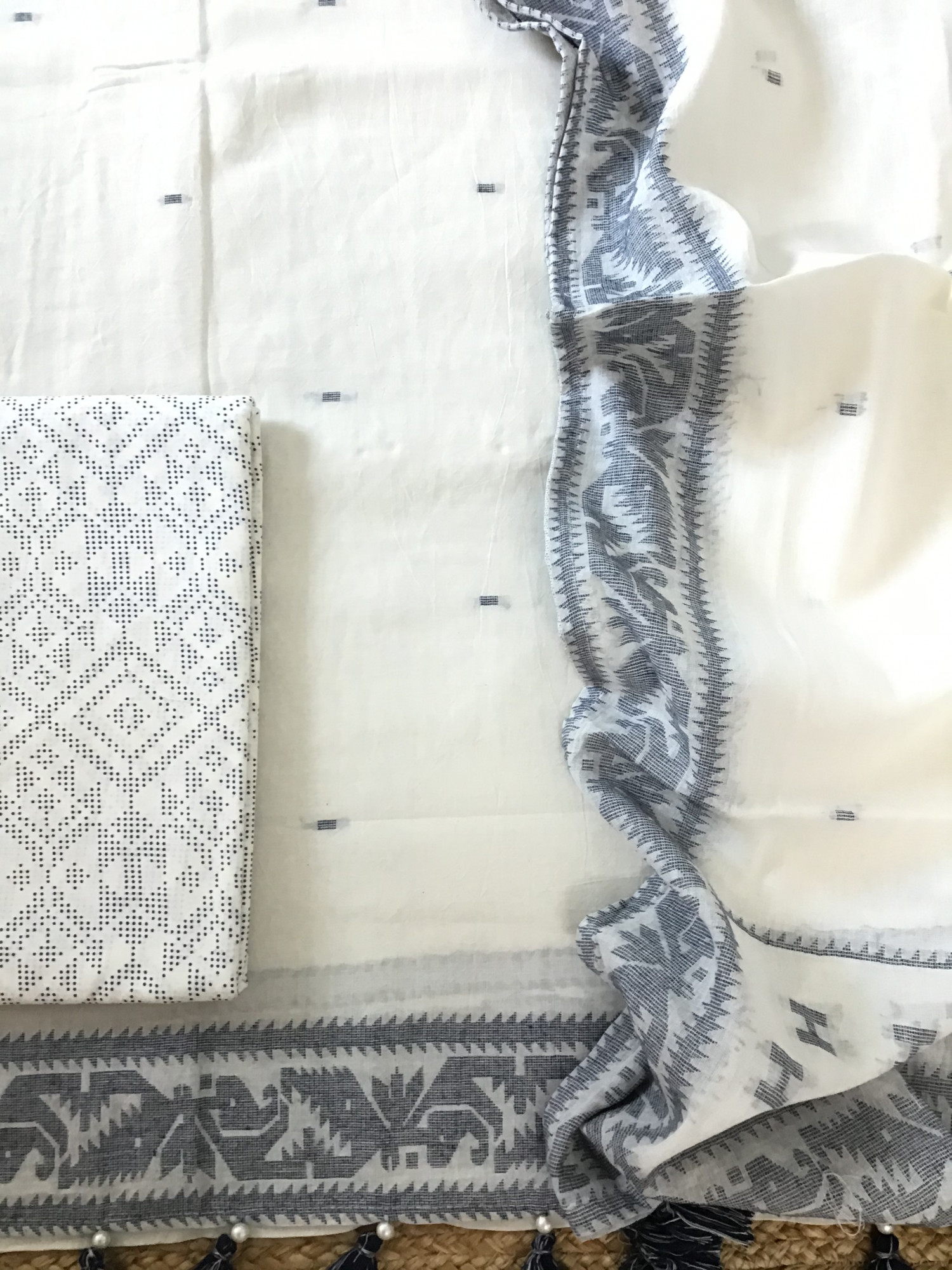 Pure Cotton Jamdani Weaved Embroidered Suit - White