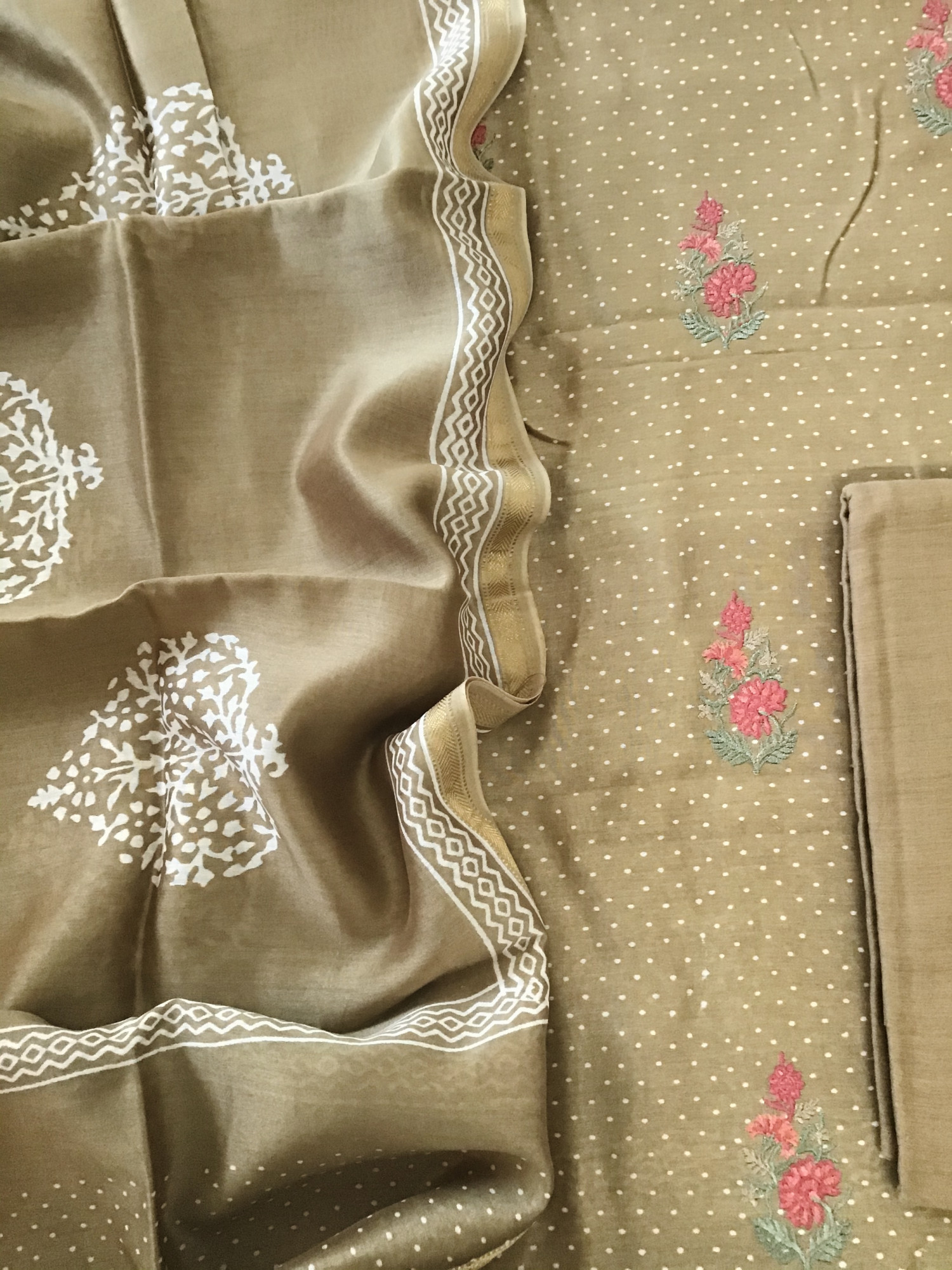 Pure Maheshwari Printed Embroidered Suit - Beige
