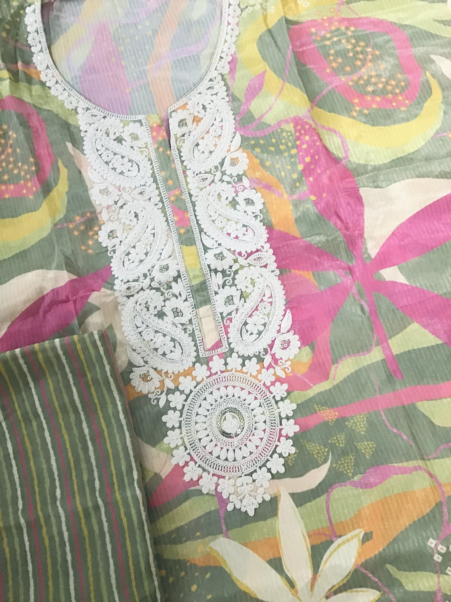 Pure Muslin Silk Printed Embroidered Suit - Green