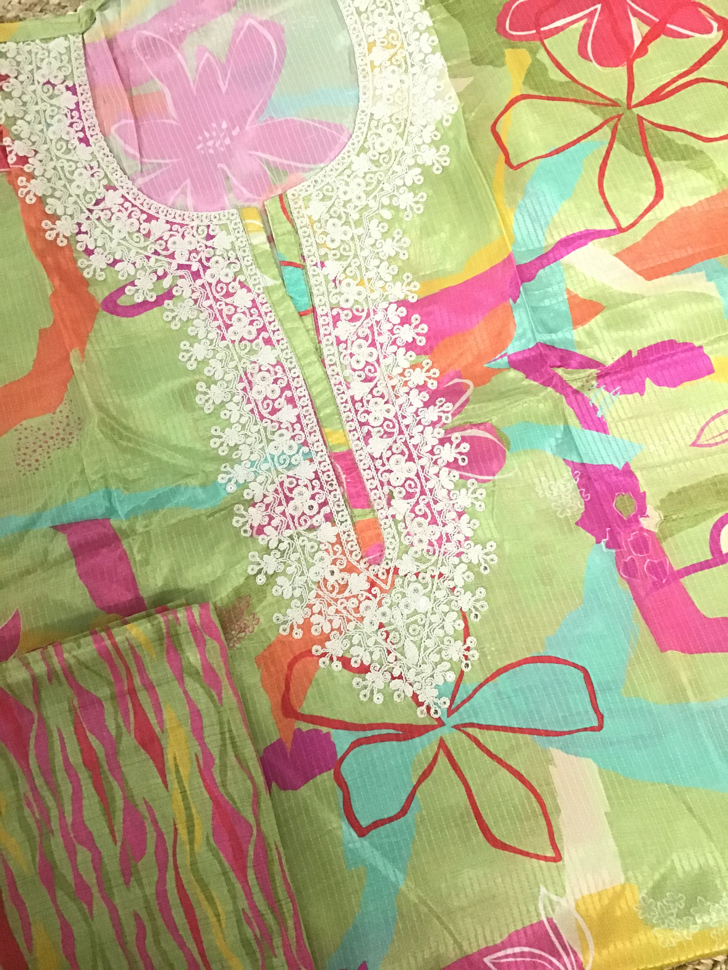 Pure Muslin Silk Printed Embroidered Suit - Green