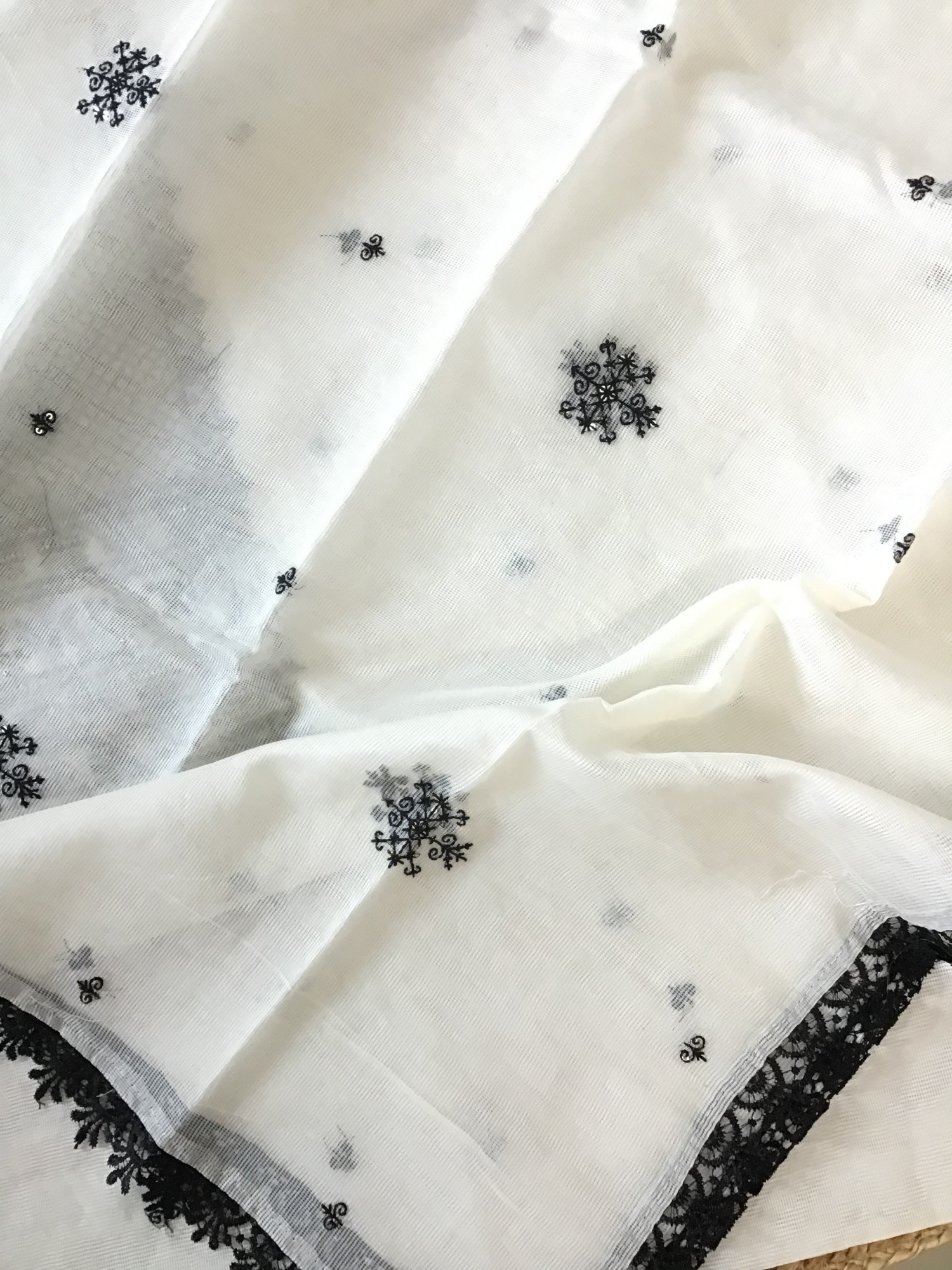 Soft Supernet Embroidered Suit - Offwhite