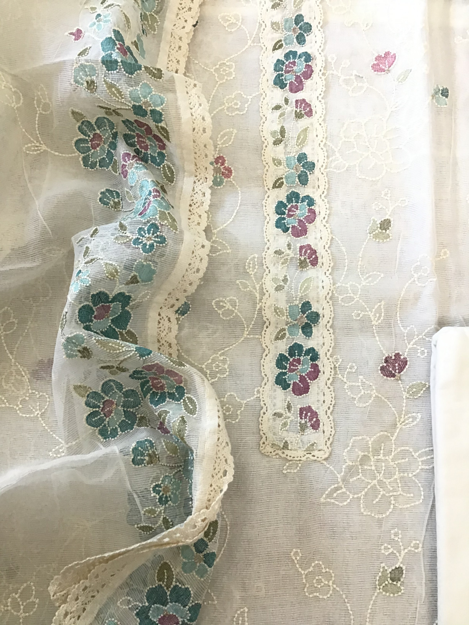 Soft Supernet Embroidered Suit - WhiteBlue