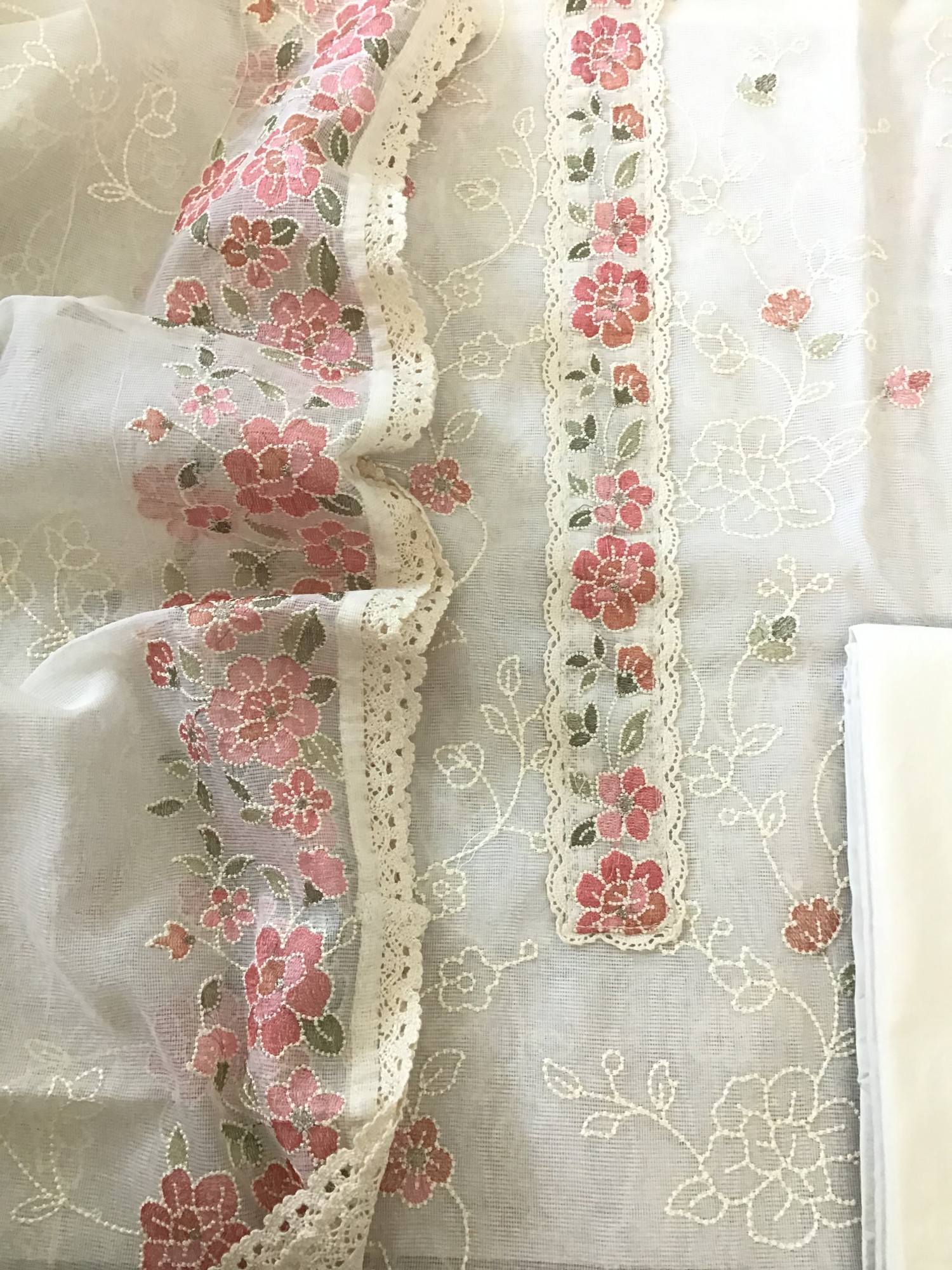 Soft Supernet Embroidered Suit - WhitePink