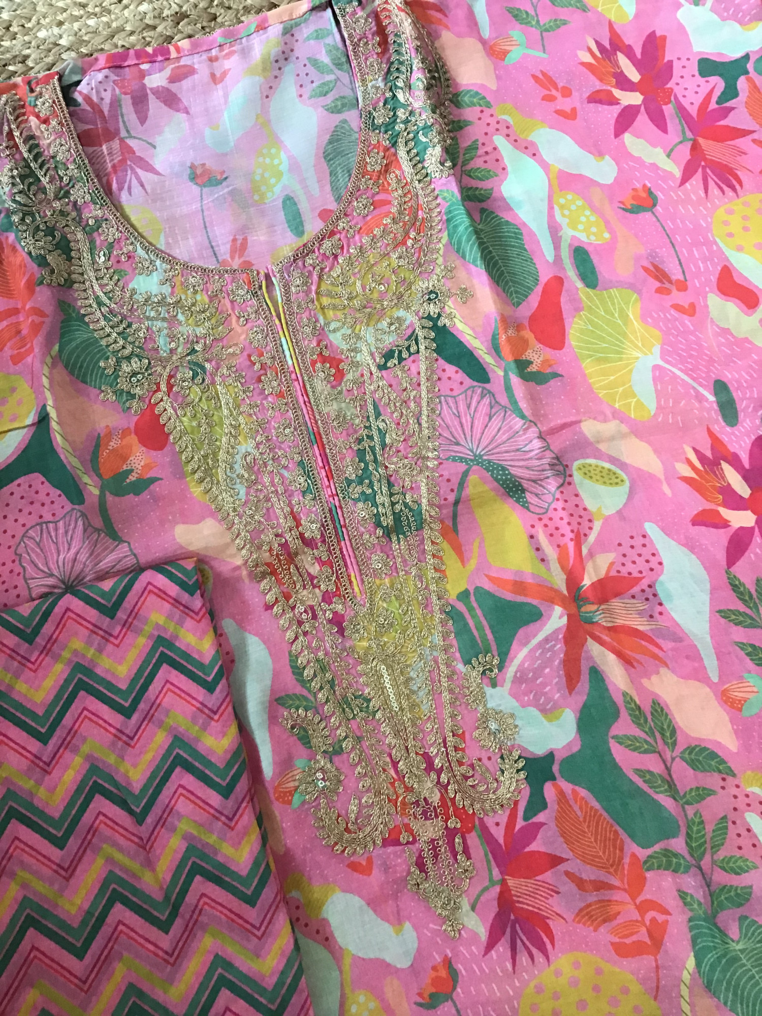 Pure Muslin Silk Printed Embroidered Suit - Pink