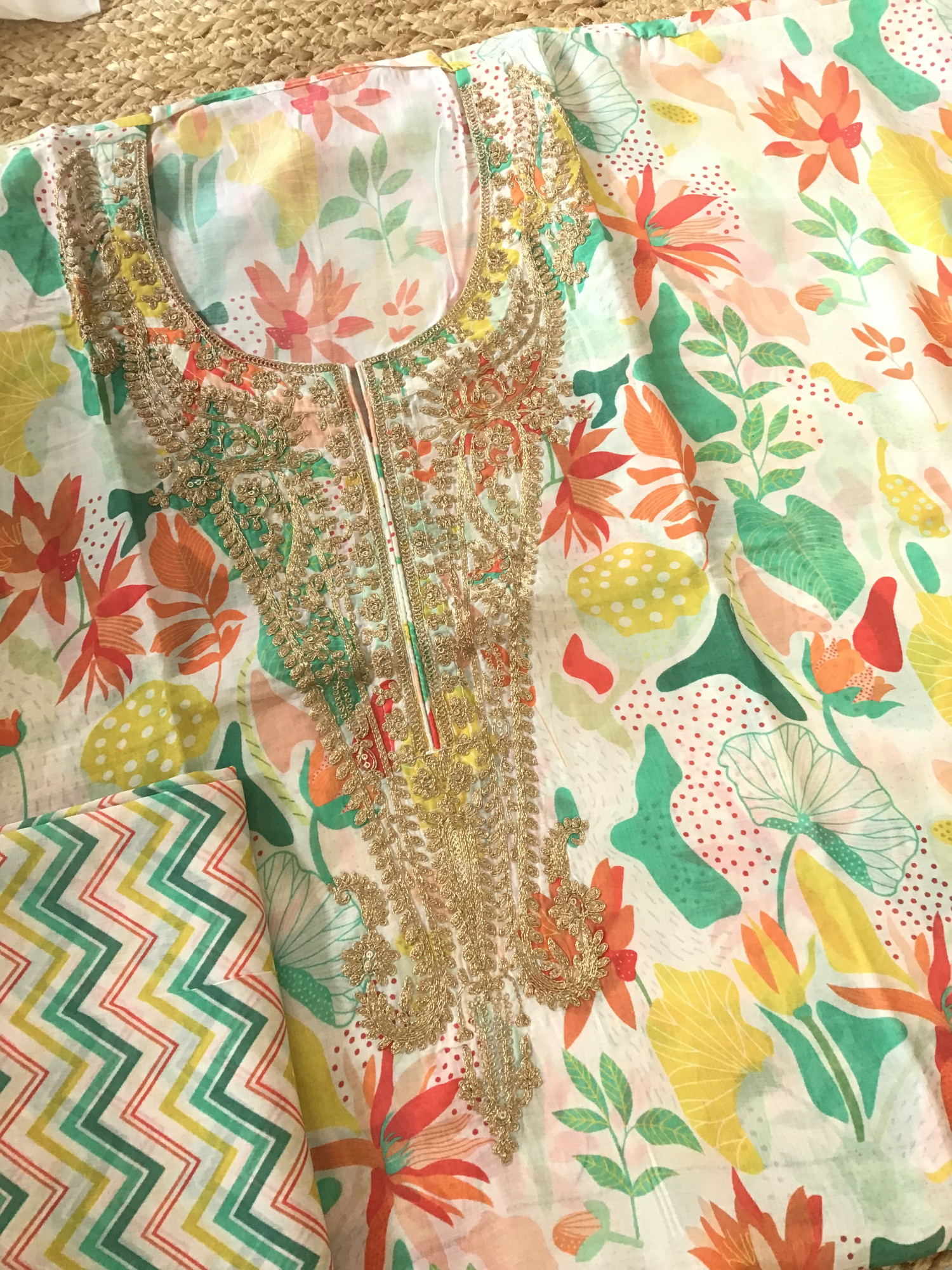 Pure Muslin Silk Printed Embroidered Suit - Off White