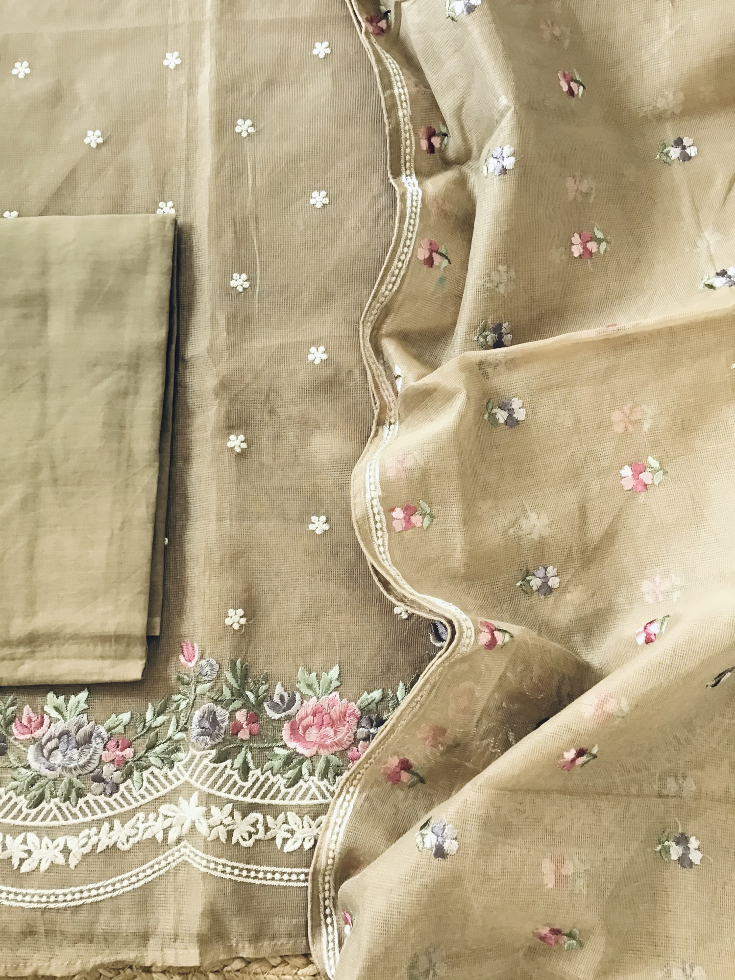 Soft Supernet Embroidered Suit - Brown