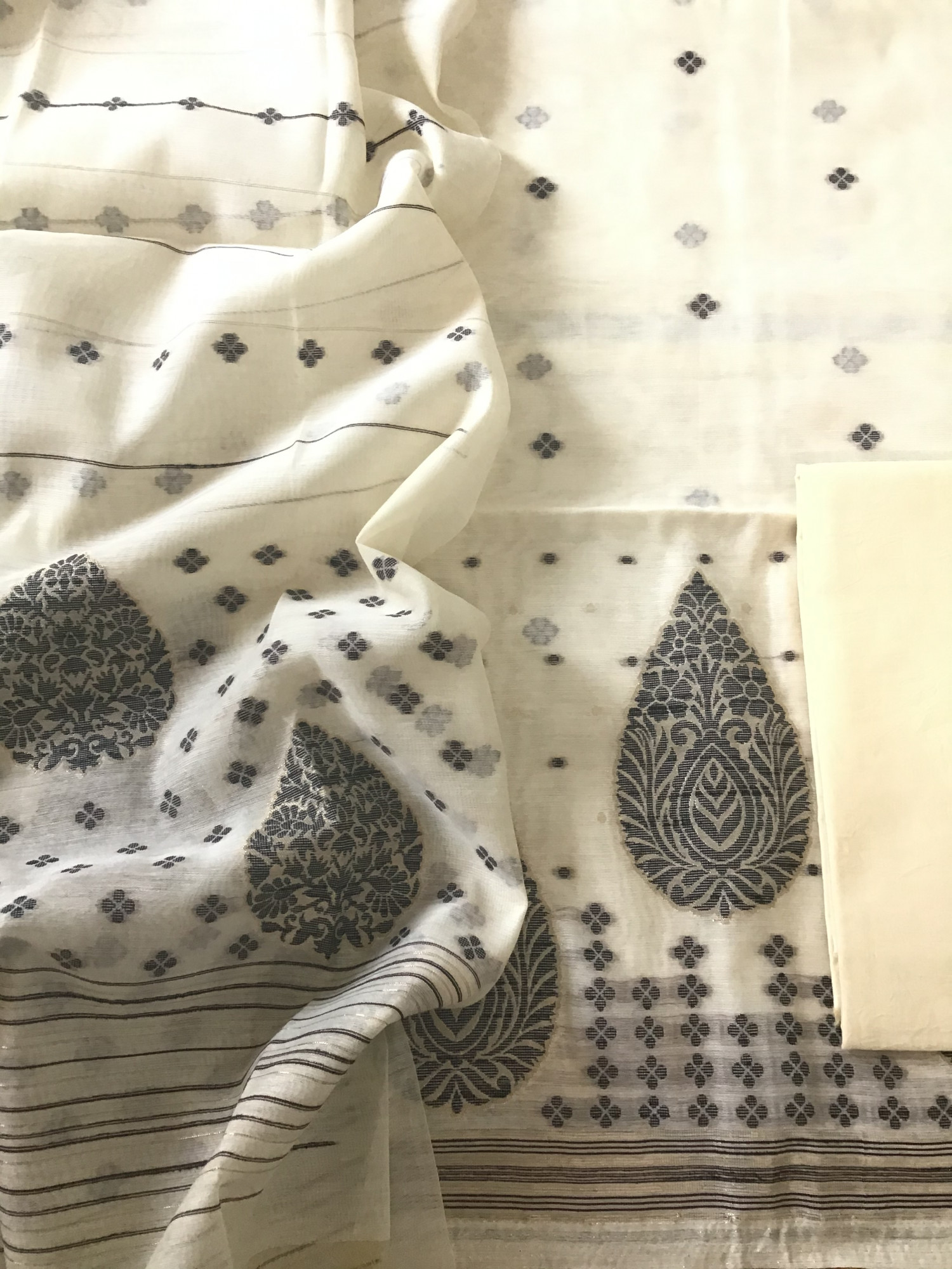 Soft Slub Chanderi Jamdani Weaved Suit - Cream